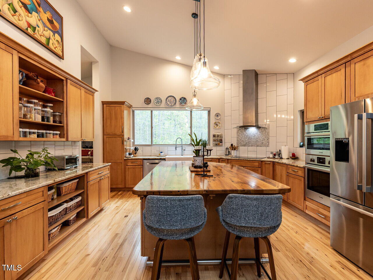 1604 Meadow Lane