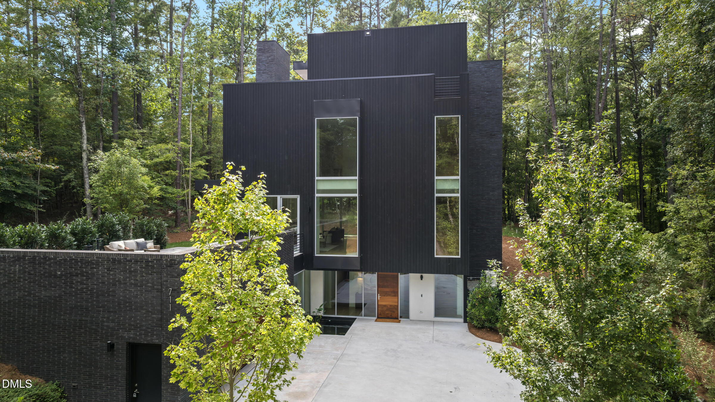 711 Berryhill Drive