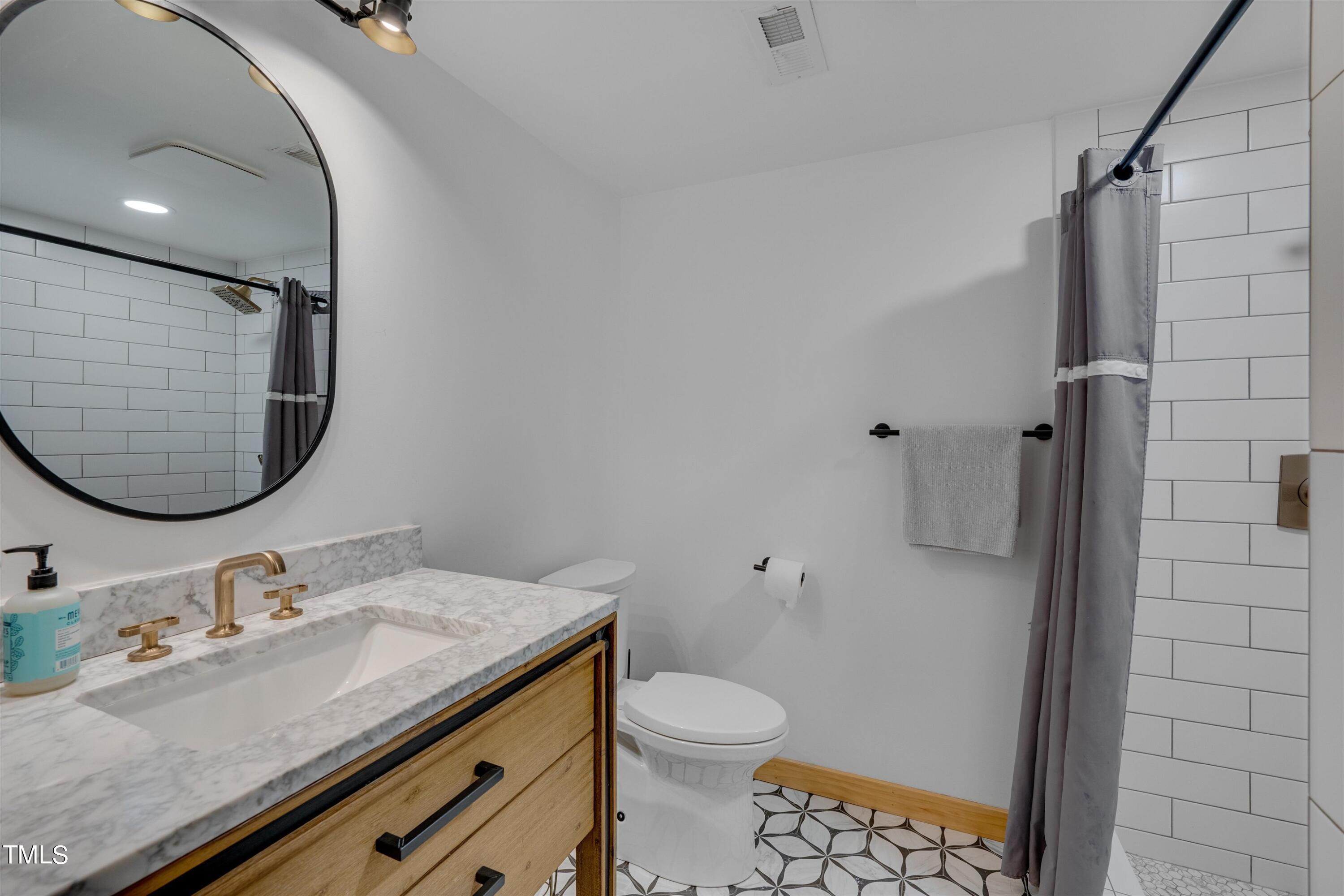 4307 Mystic Lane, Hillsborough