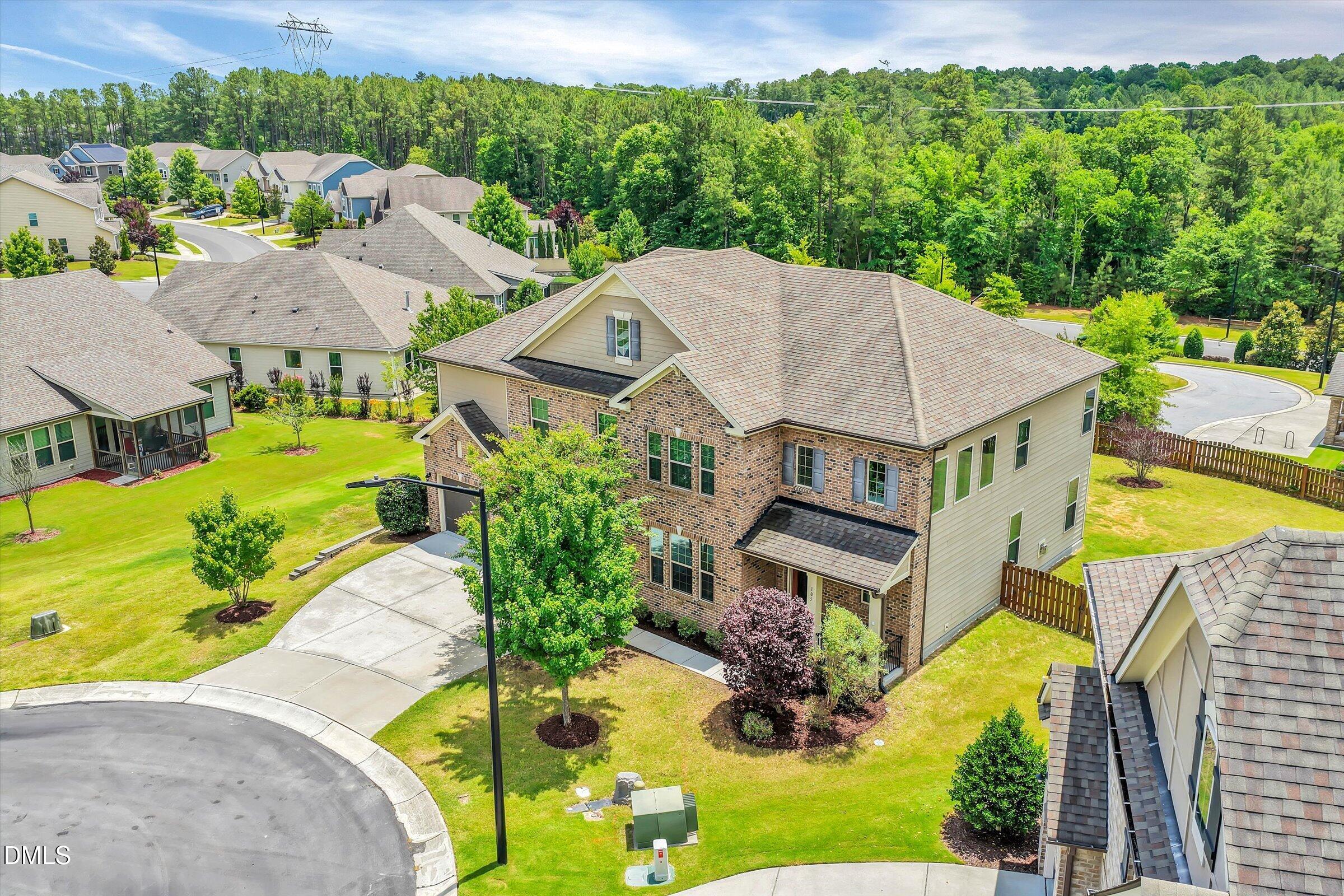 105 Canoe Brook Court