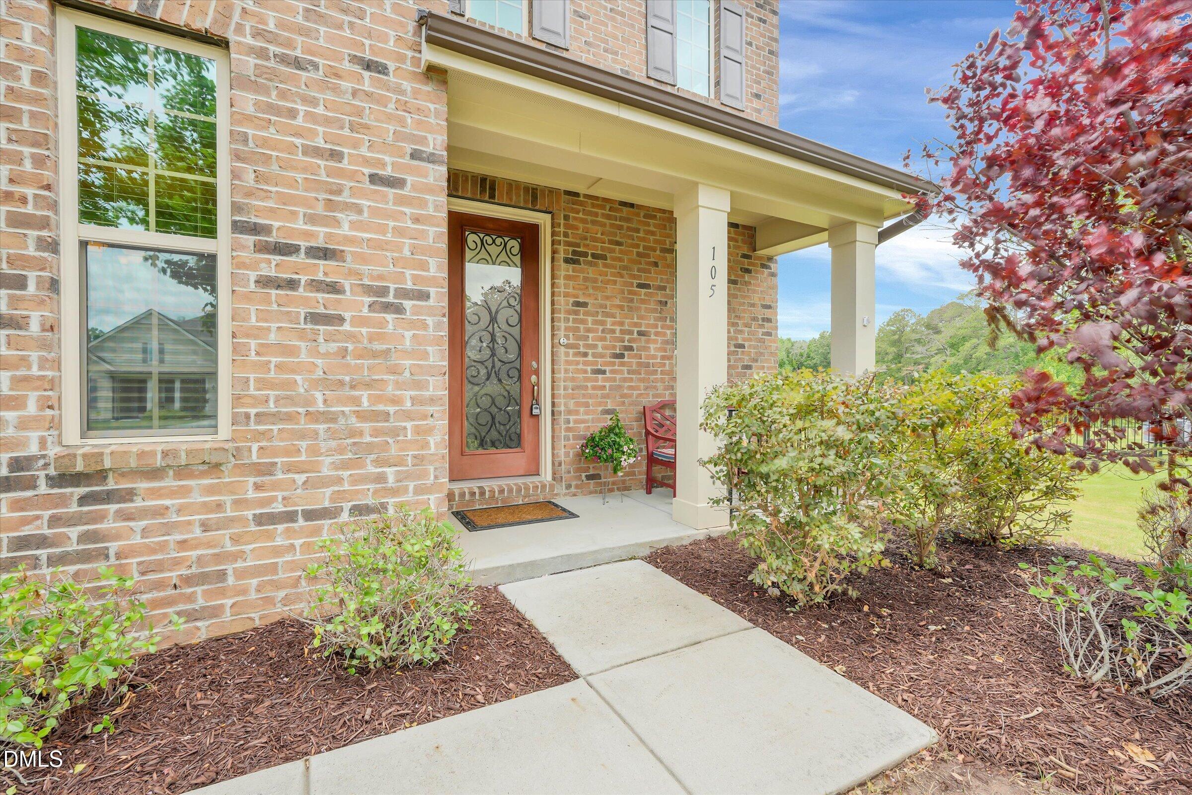 105 Canoe Brook Court