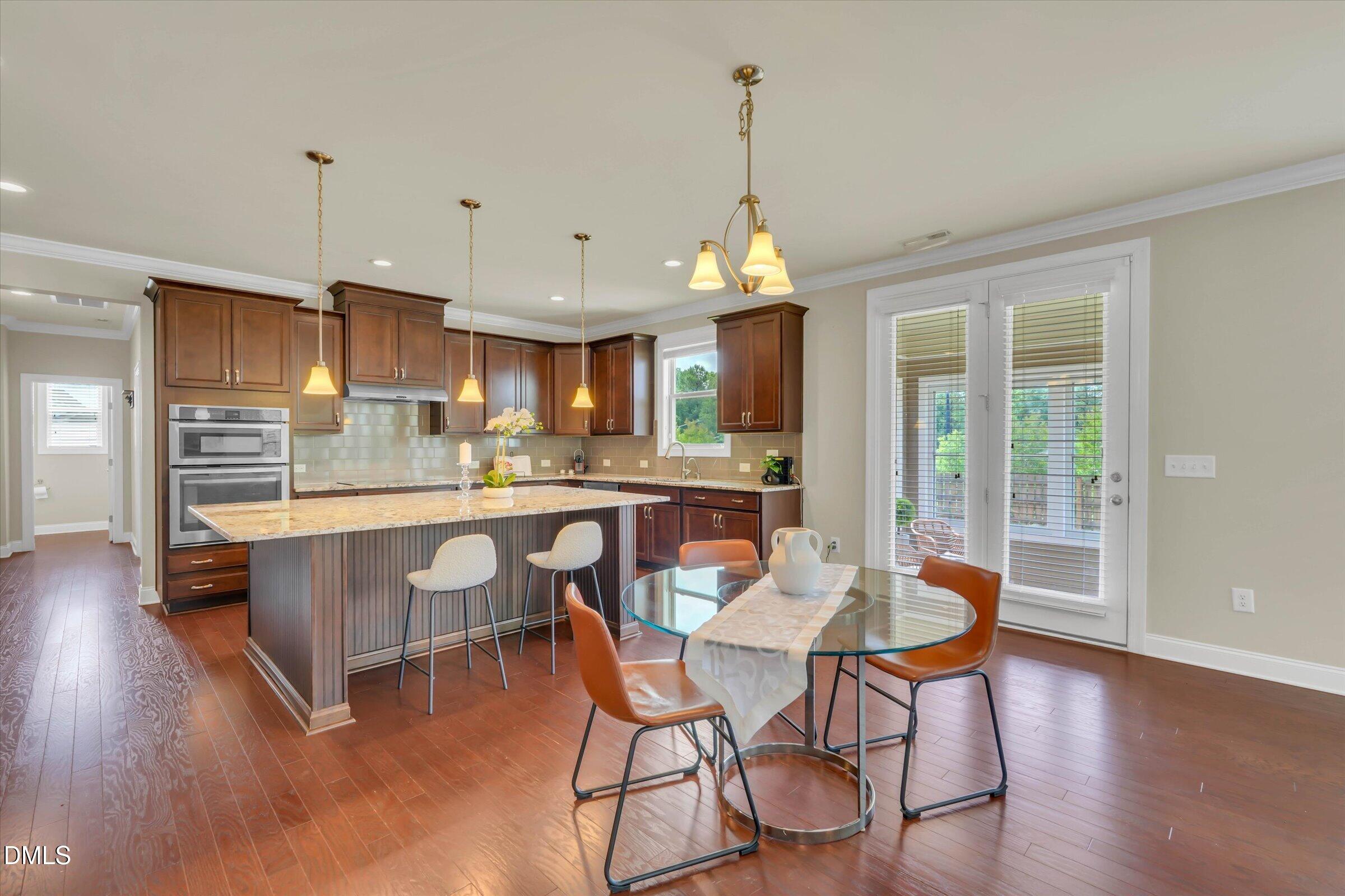 105 Canoe Brook Court