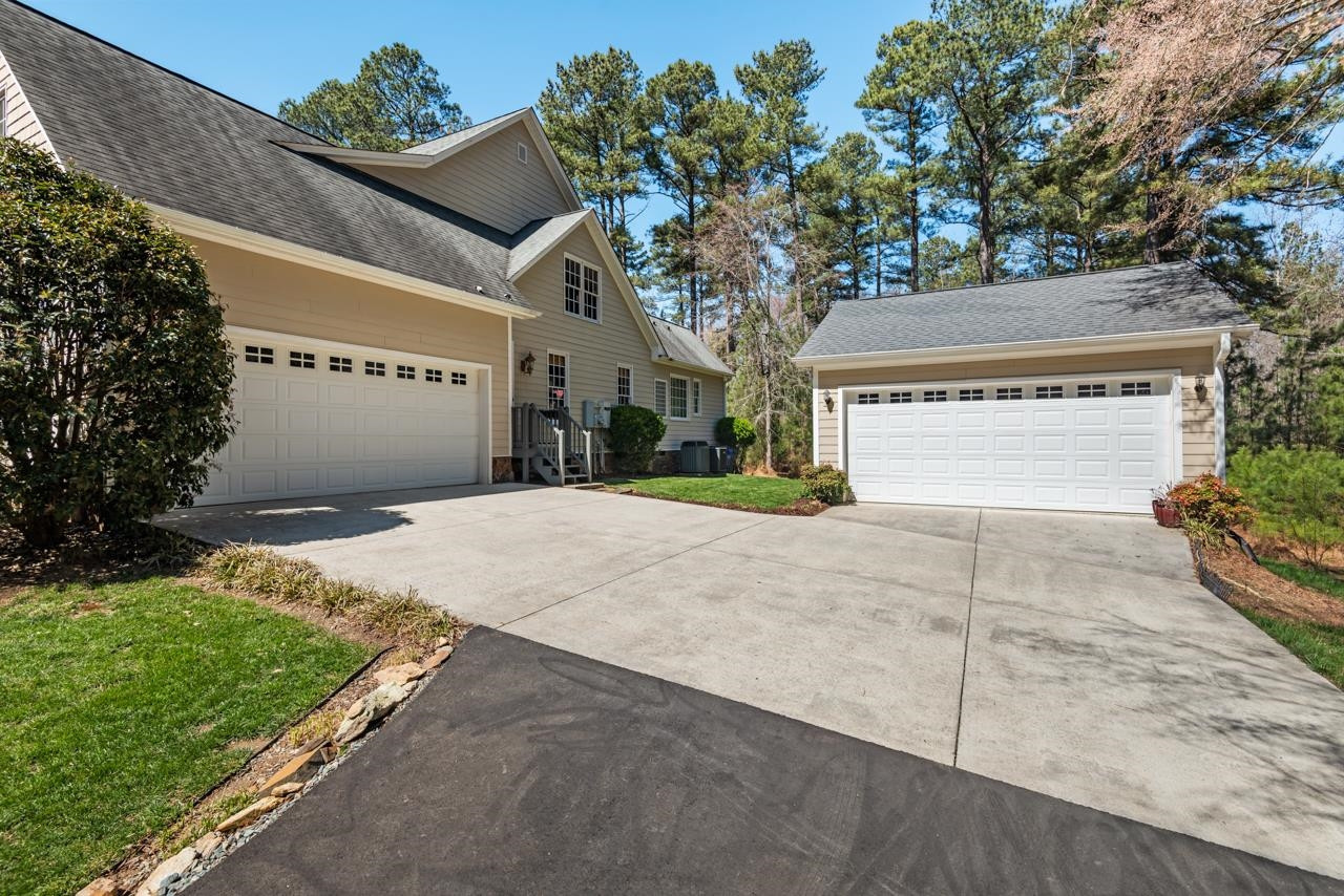 3121 Tree Farm Road