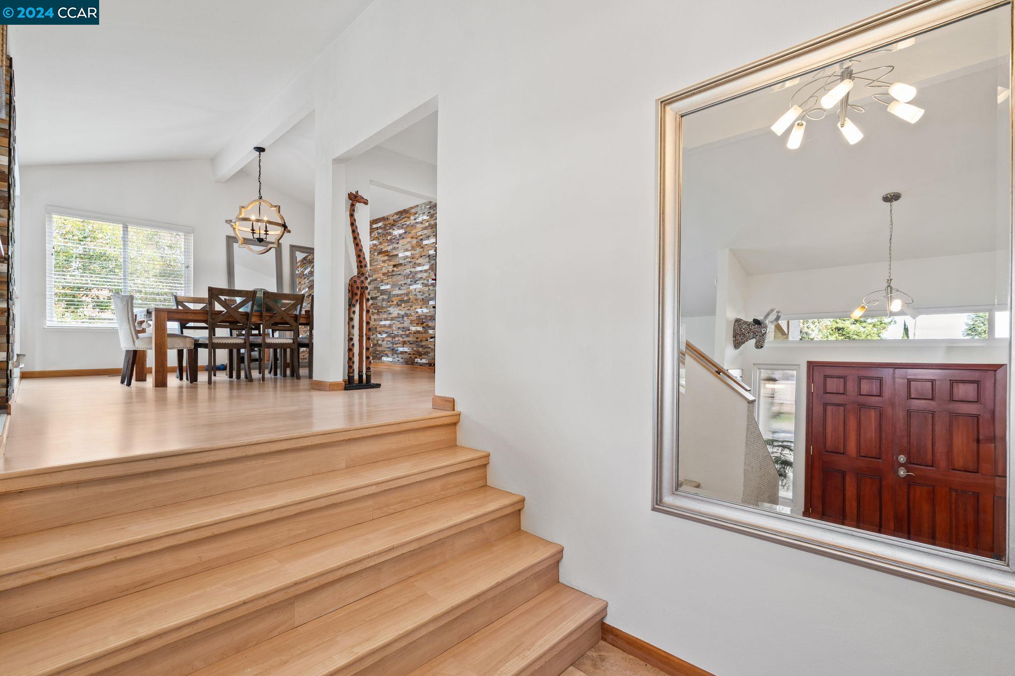 83 Molokai Ct