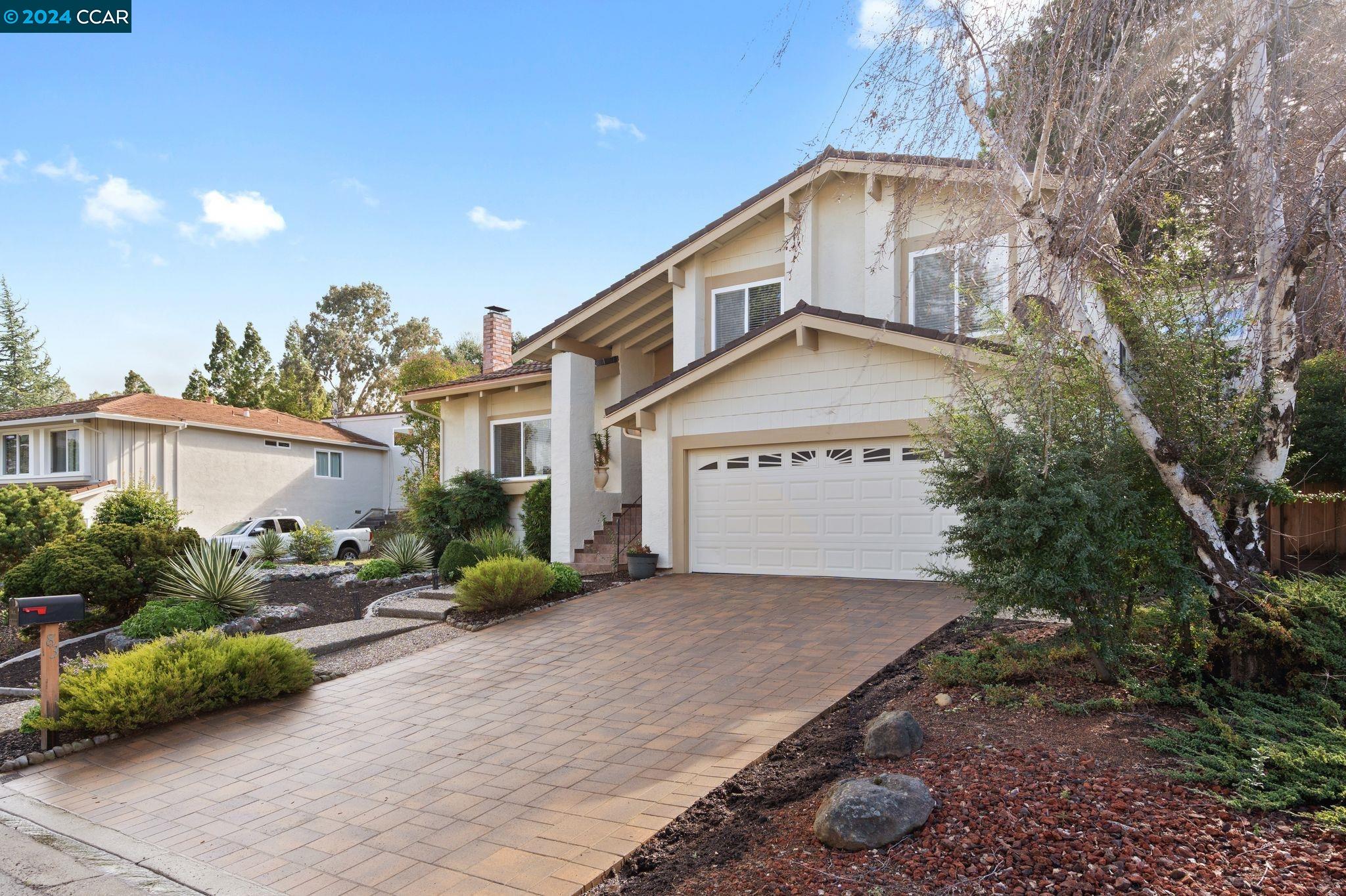 83 Molokai Ct