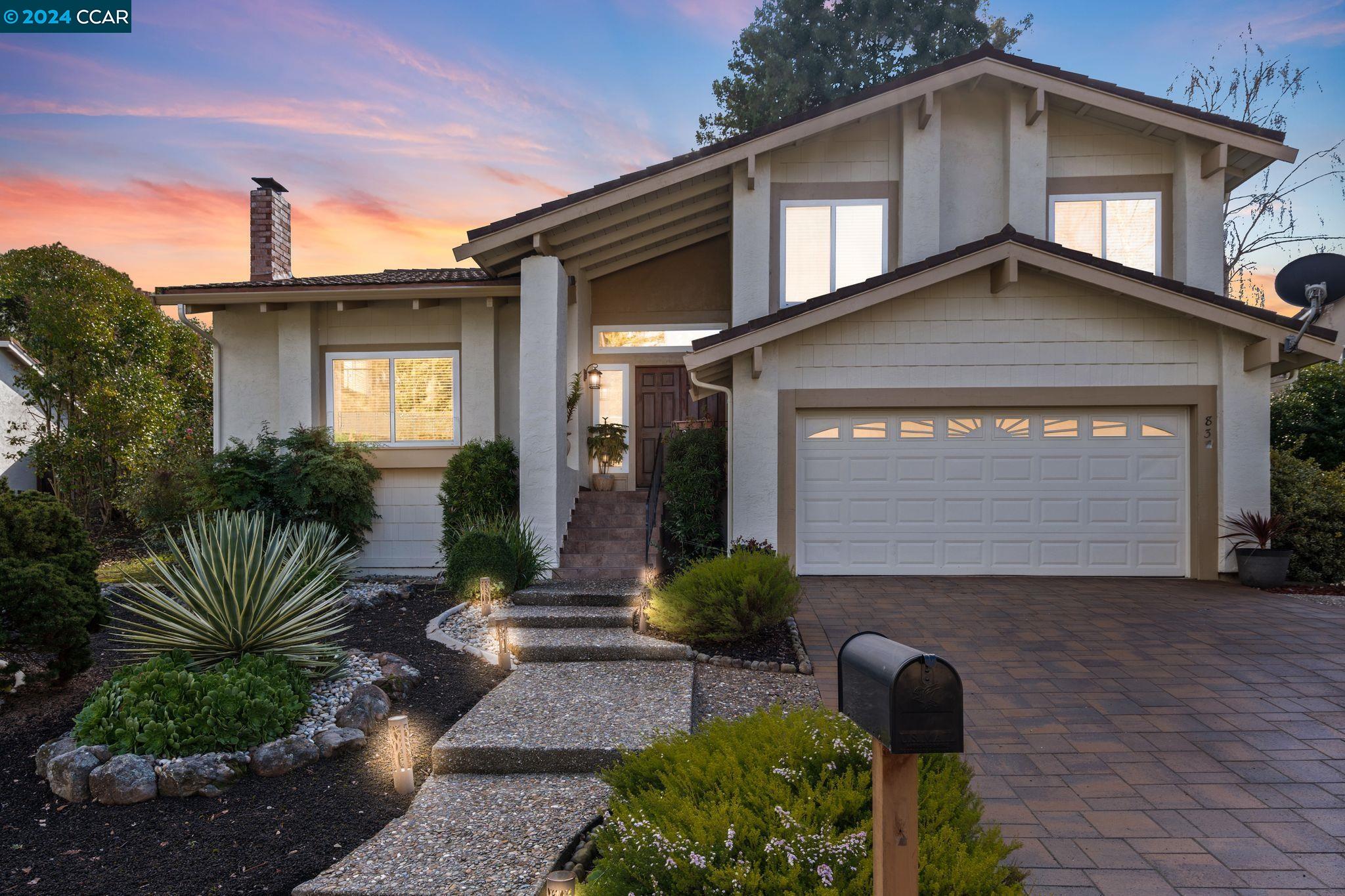 83 Molokai Ct