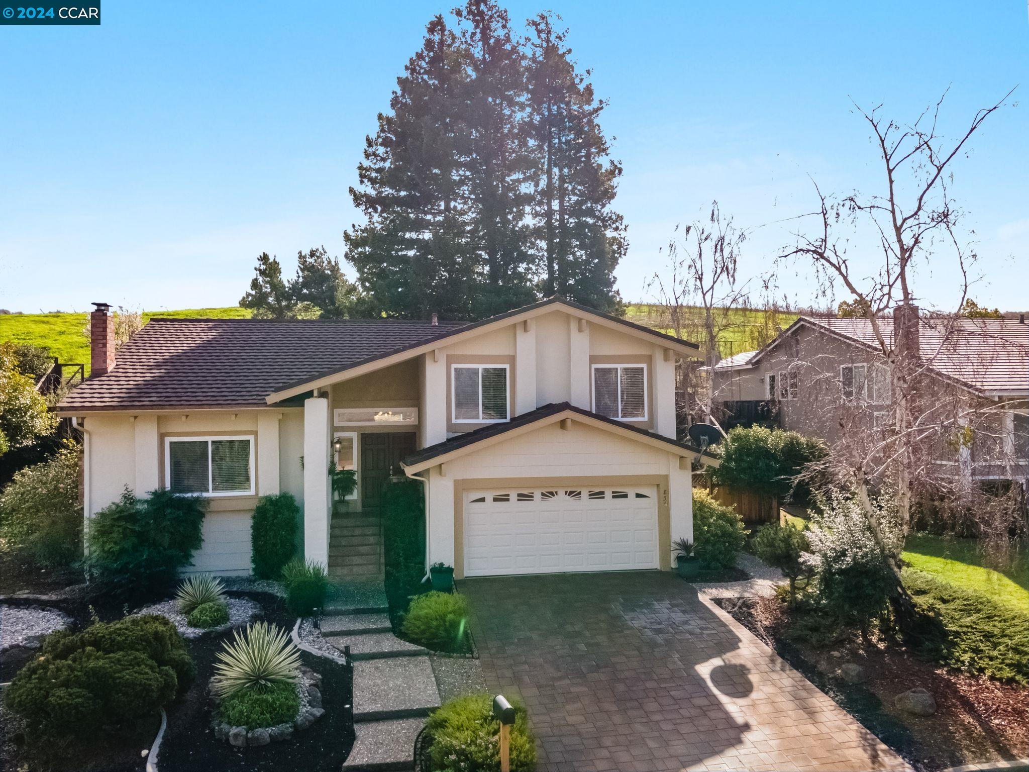 83 Molokai Ct