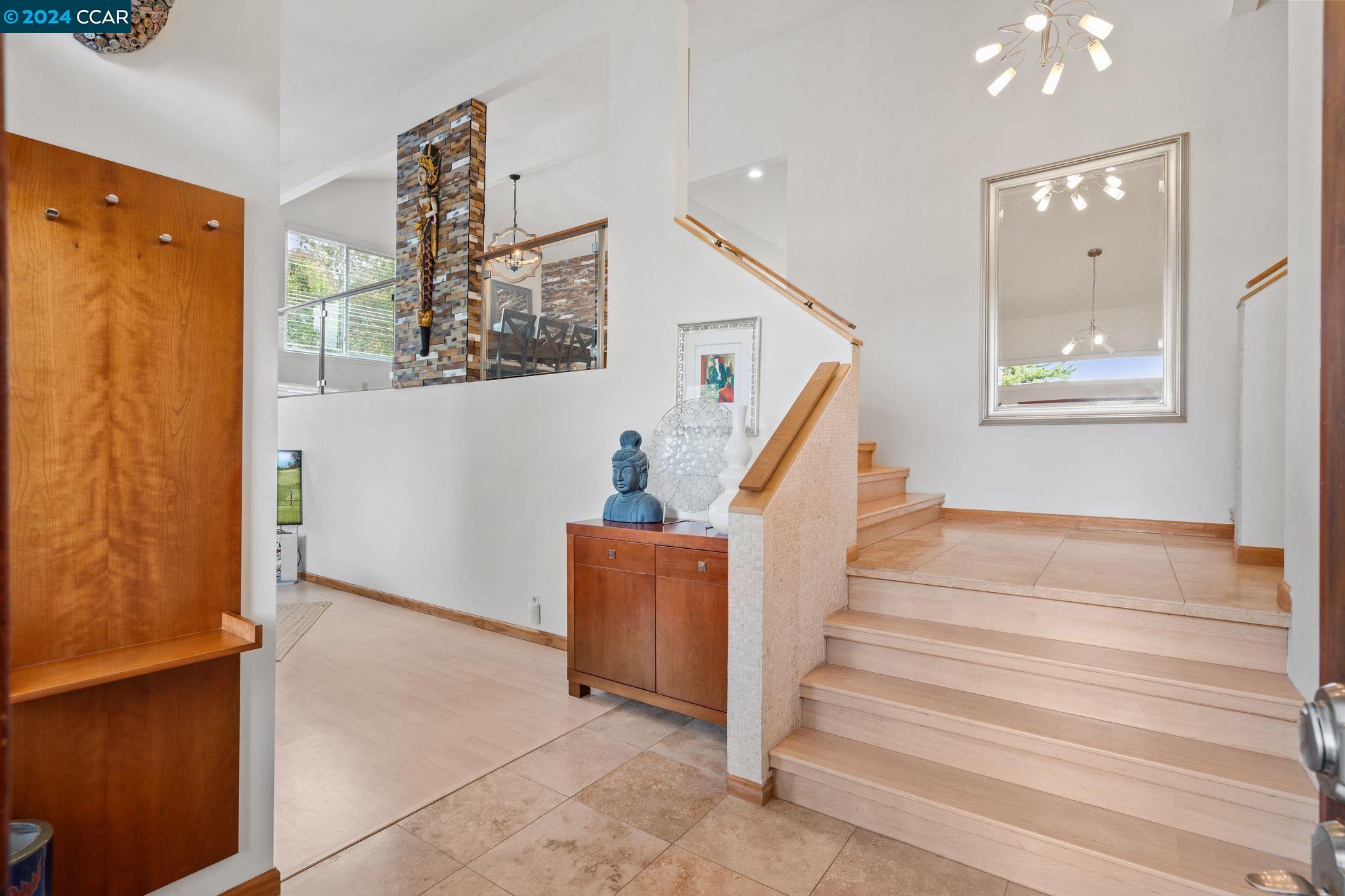 83 Molokai Ct