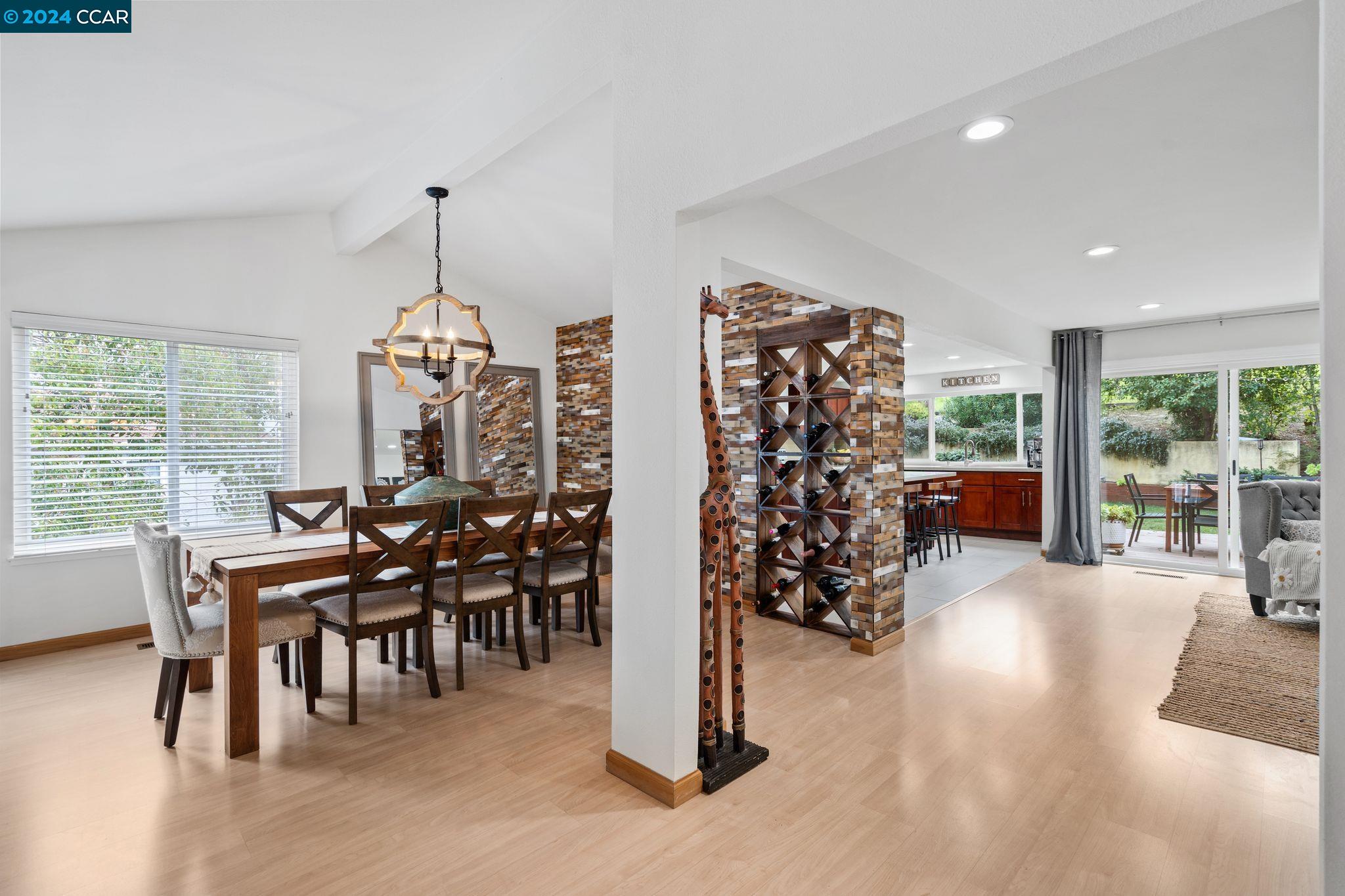 83 Molokai Ct