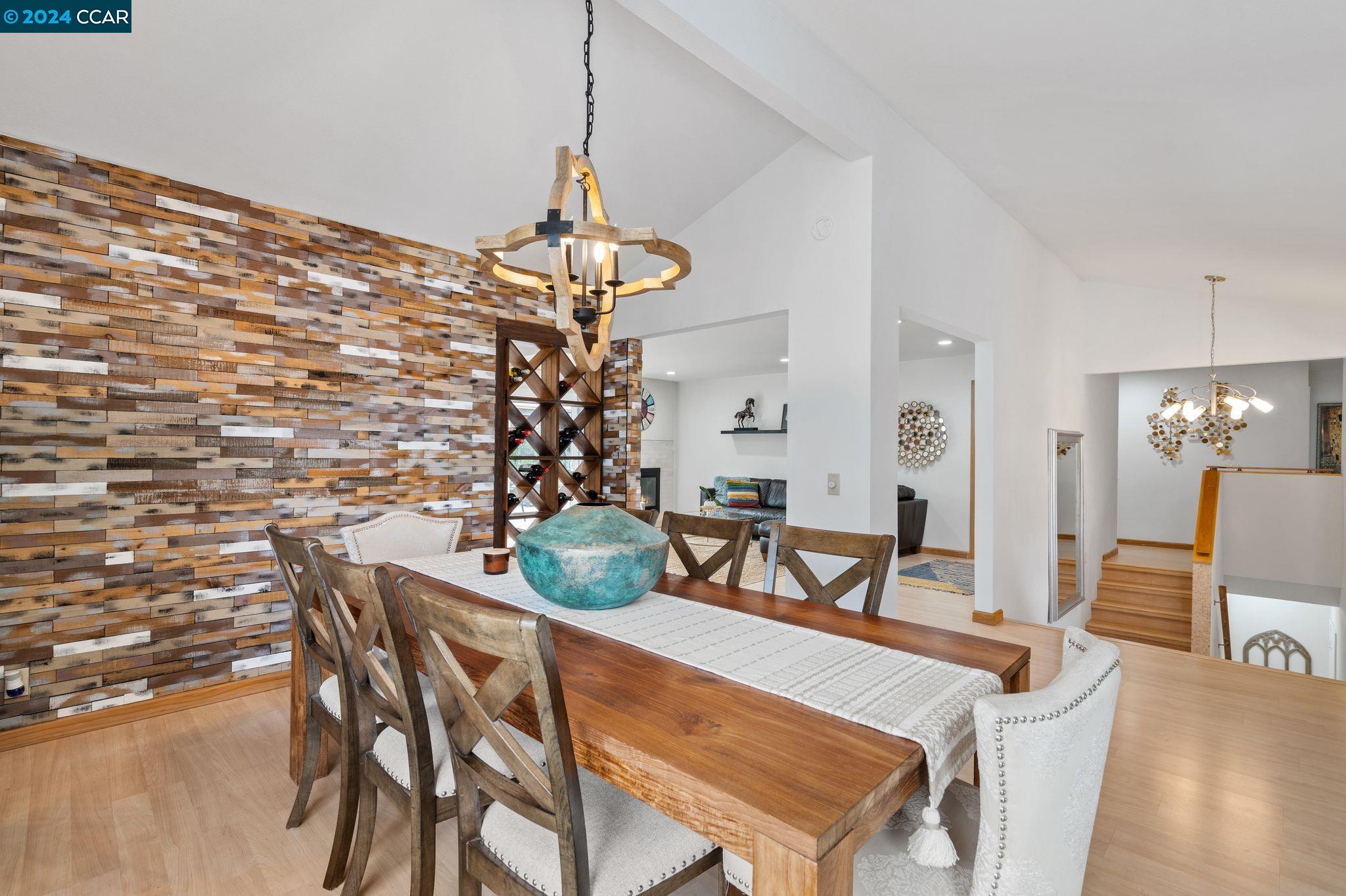83 Molokai Ct
