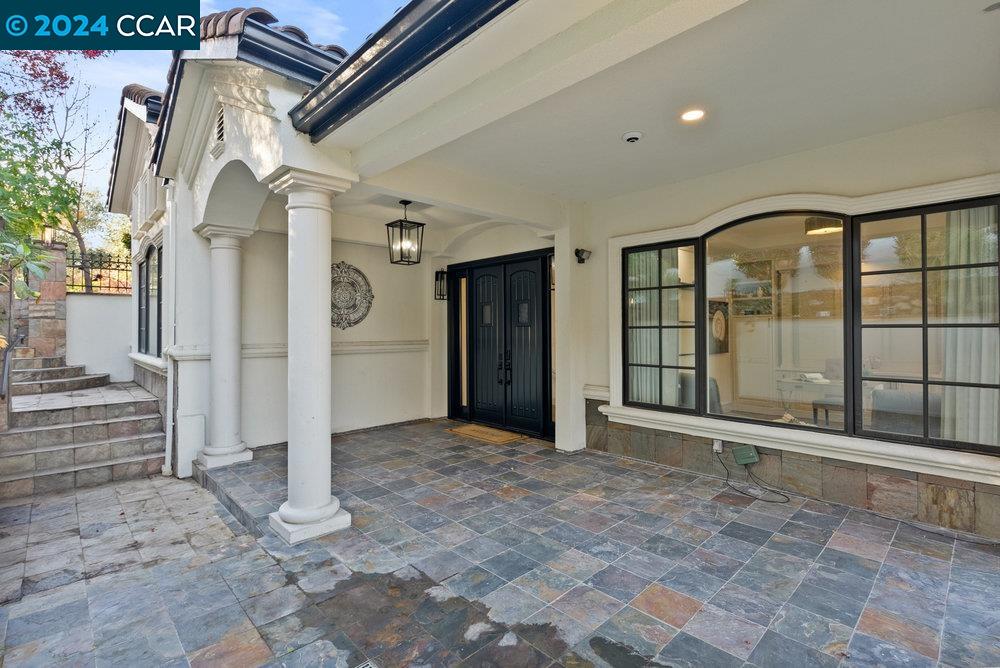 616 Sugarloaf Ct
