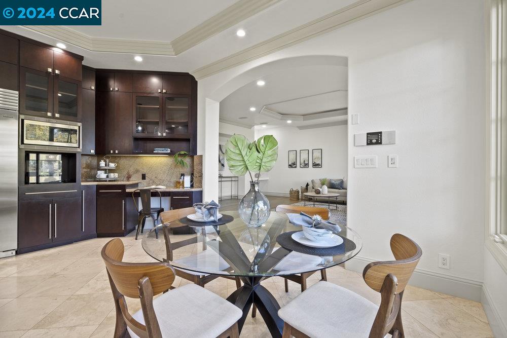616 Sugarloaf Ct