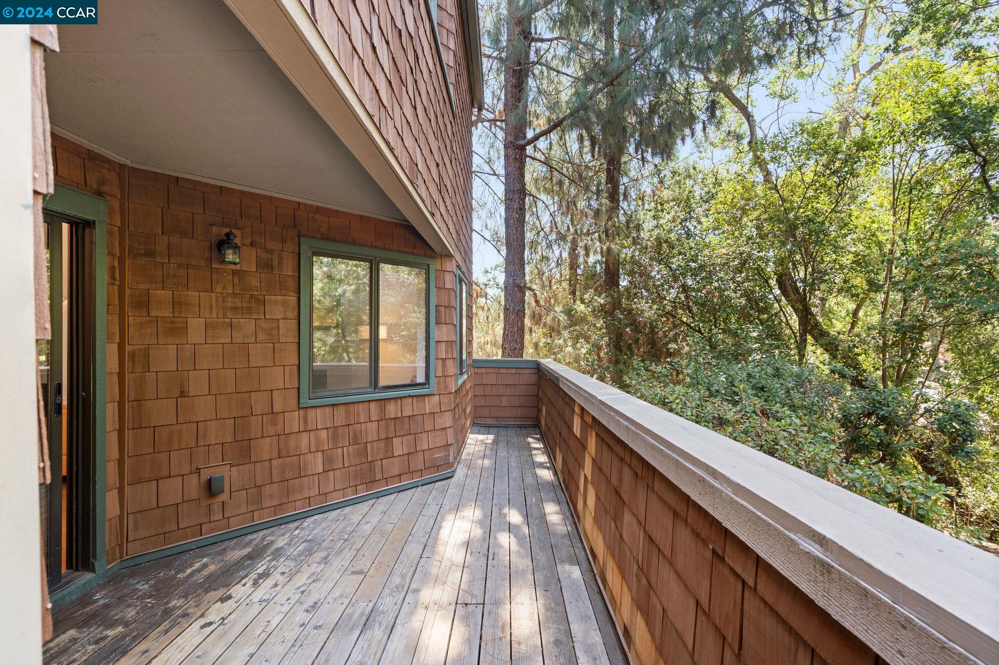 6 Harwich Walk