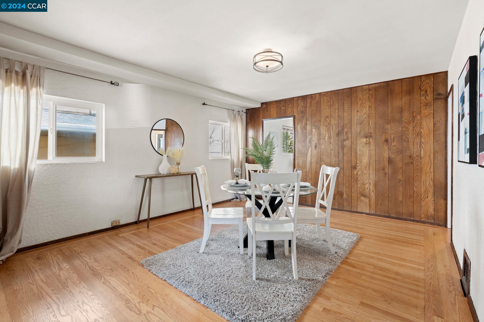 1342 Broadway