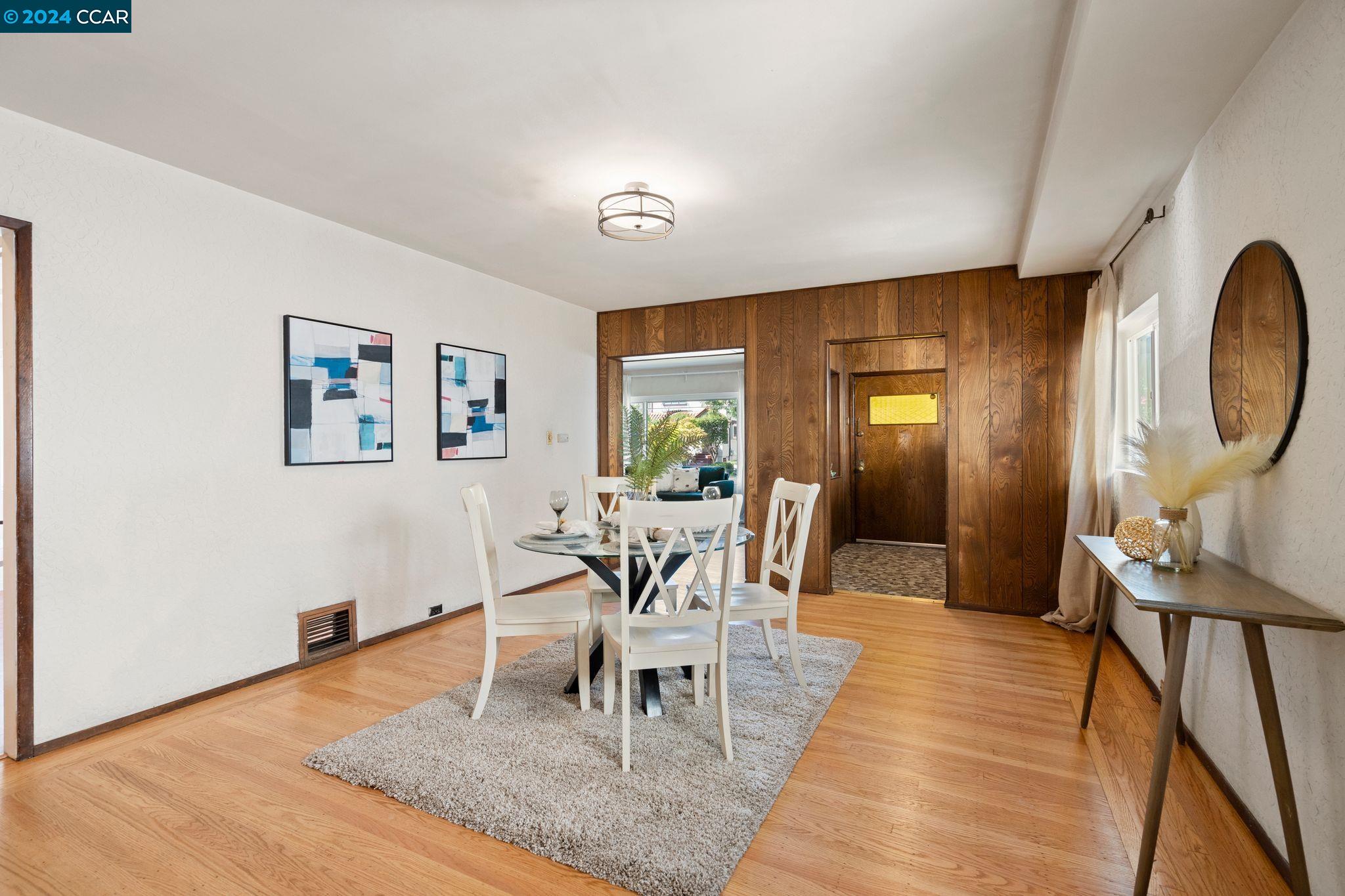 1342 Broadway