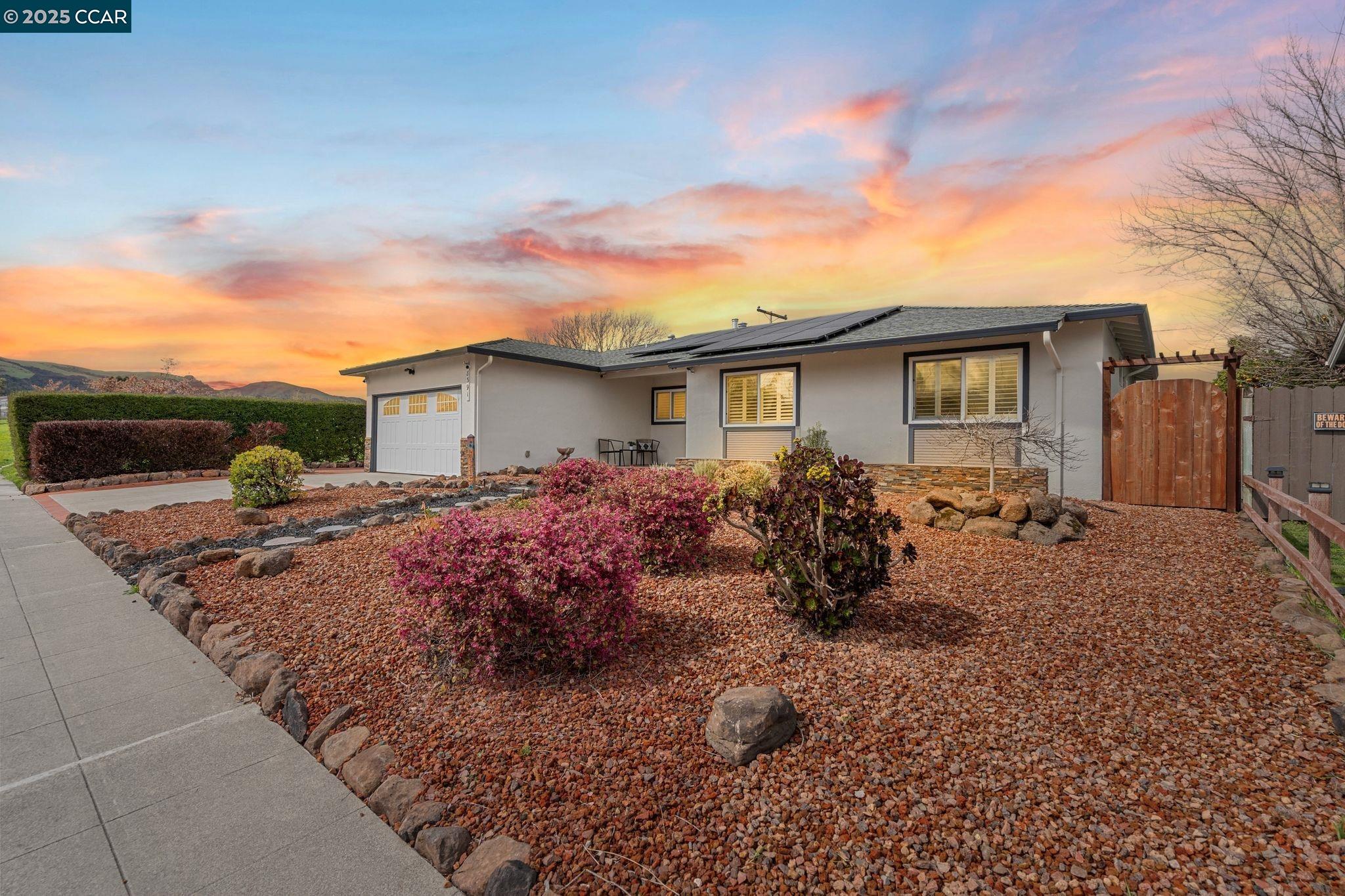 8391 Davona Dr
