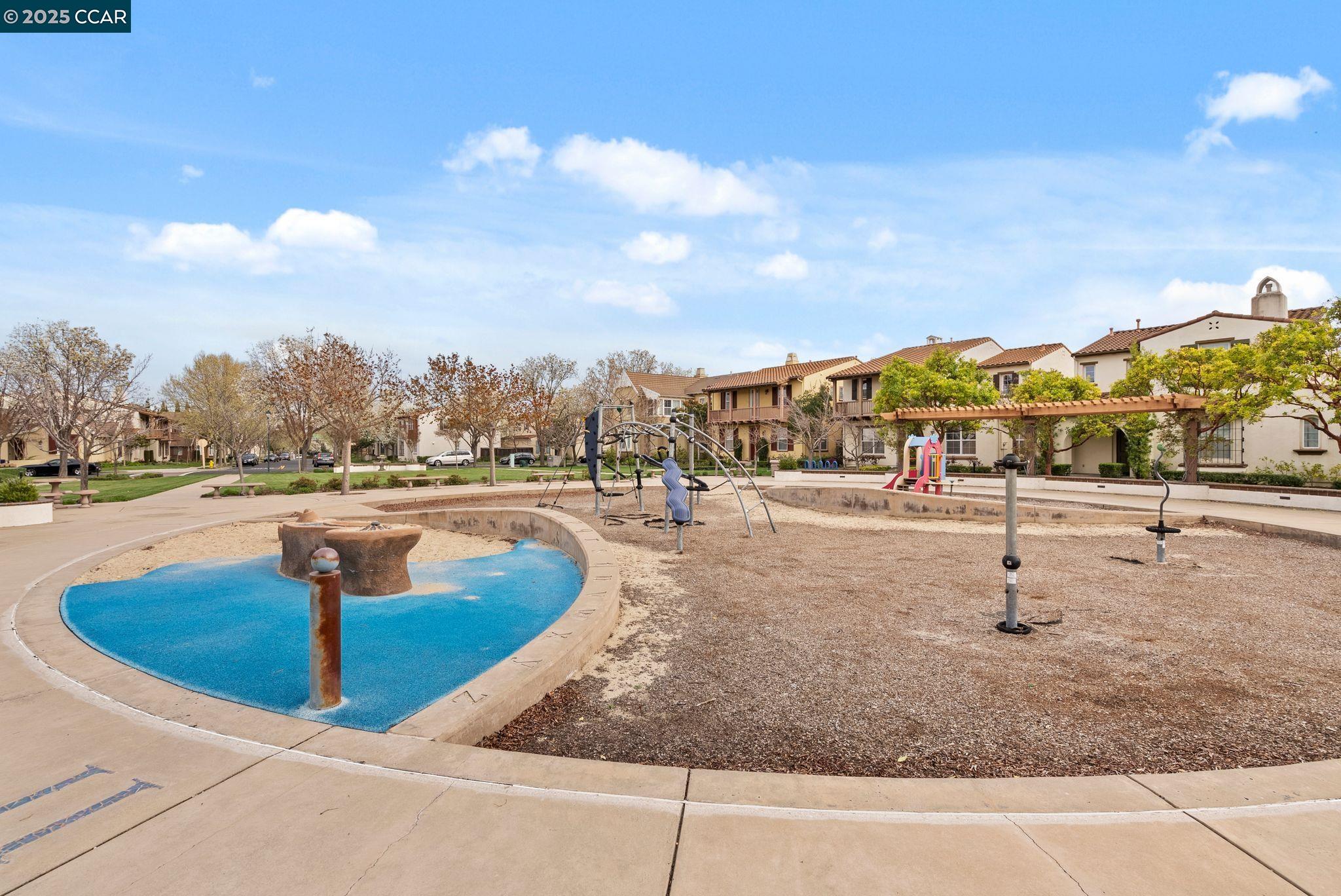 2472 Basswood Dr