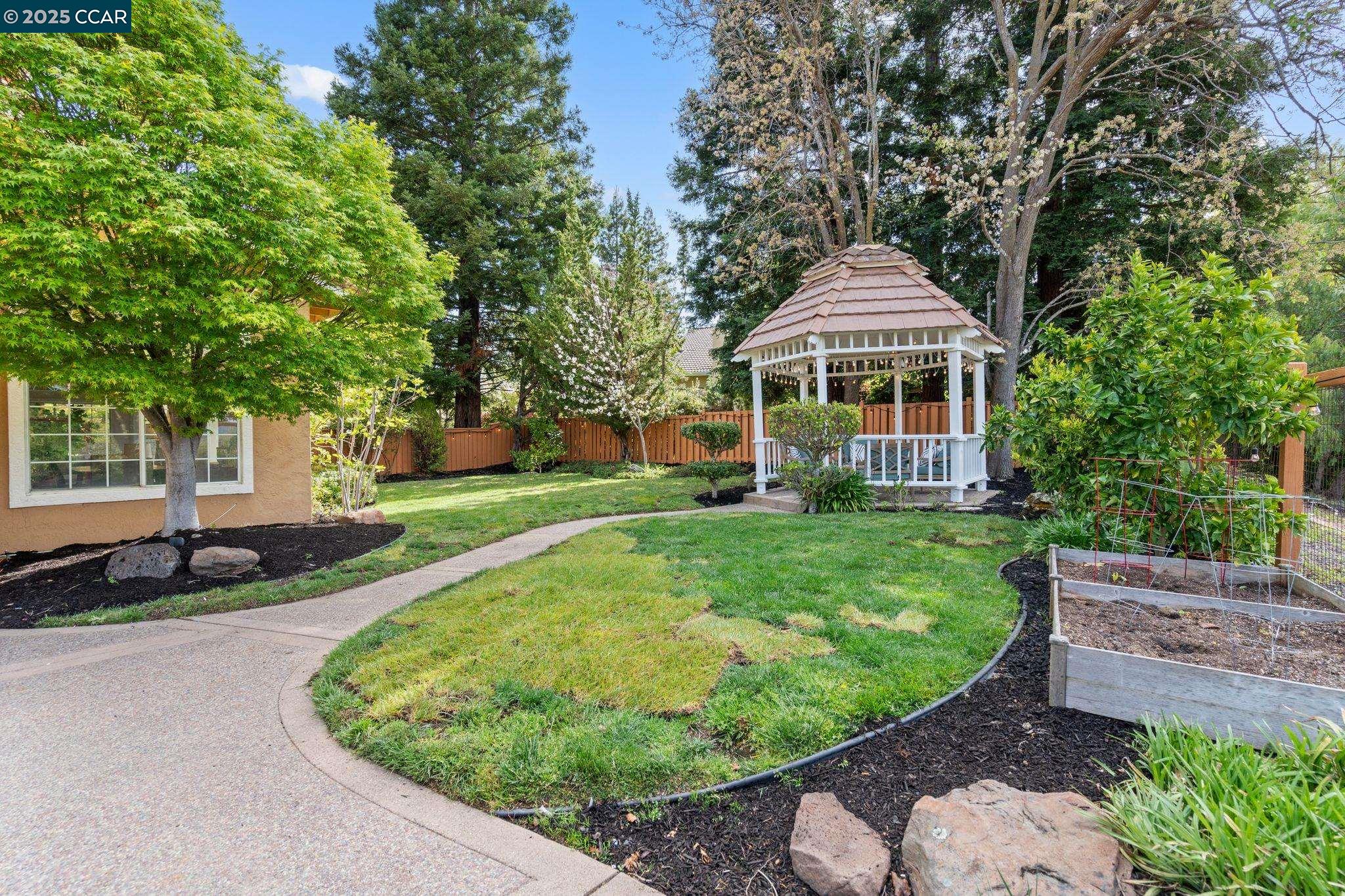 508 Norfolk Pl