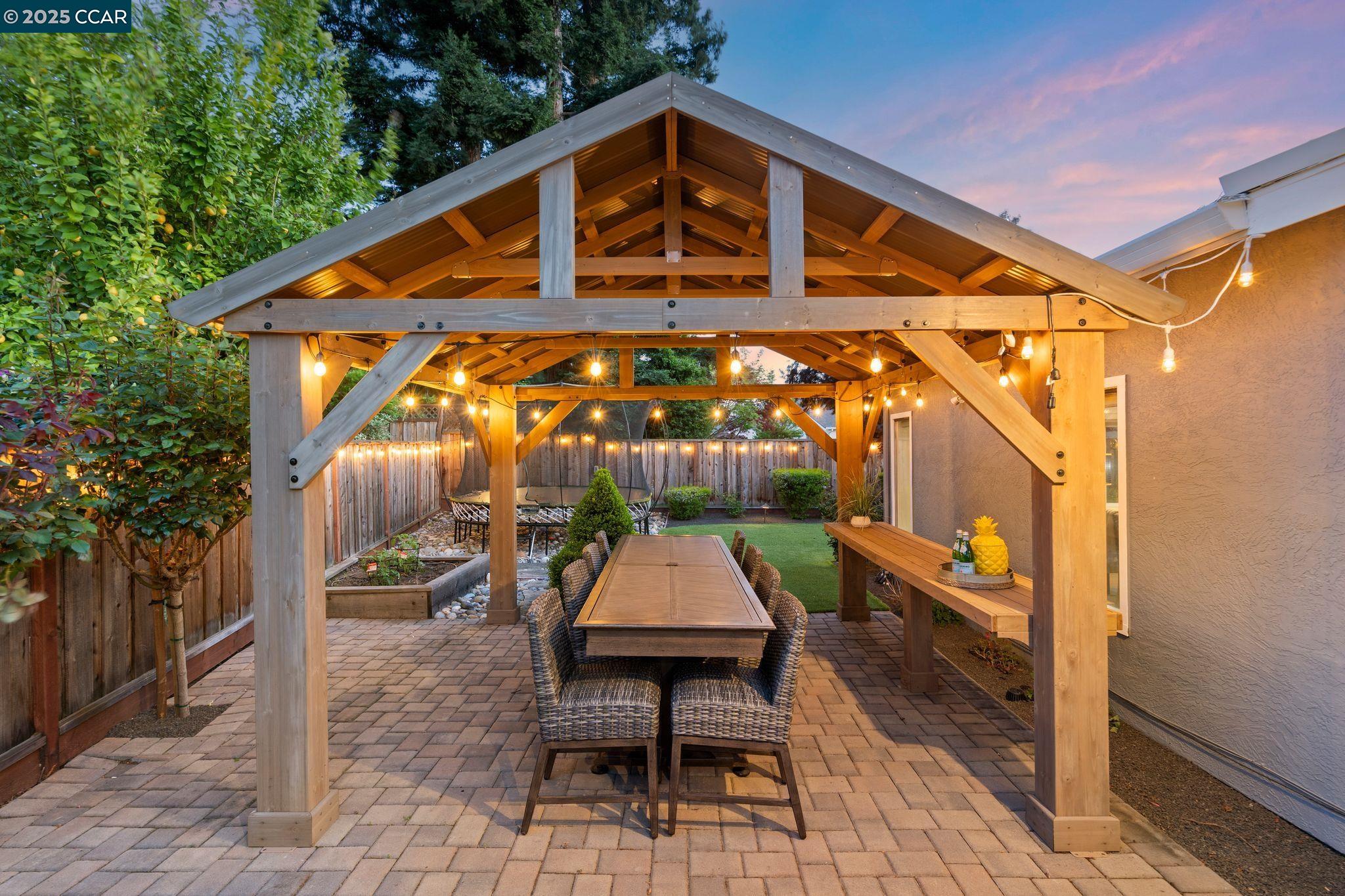 1501 Harlan Dr