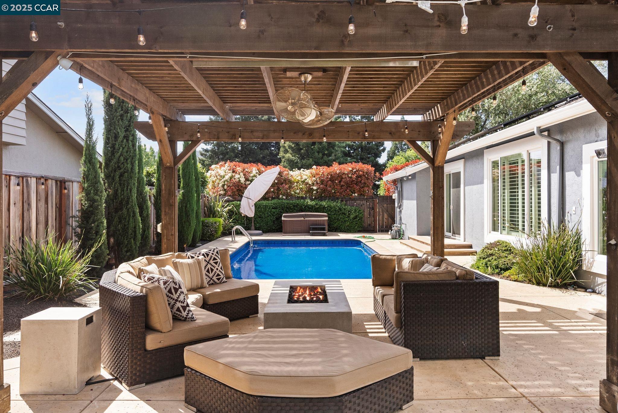 1501 Harlan Dr