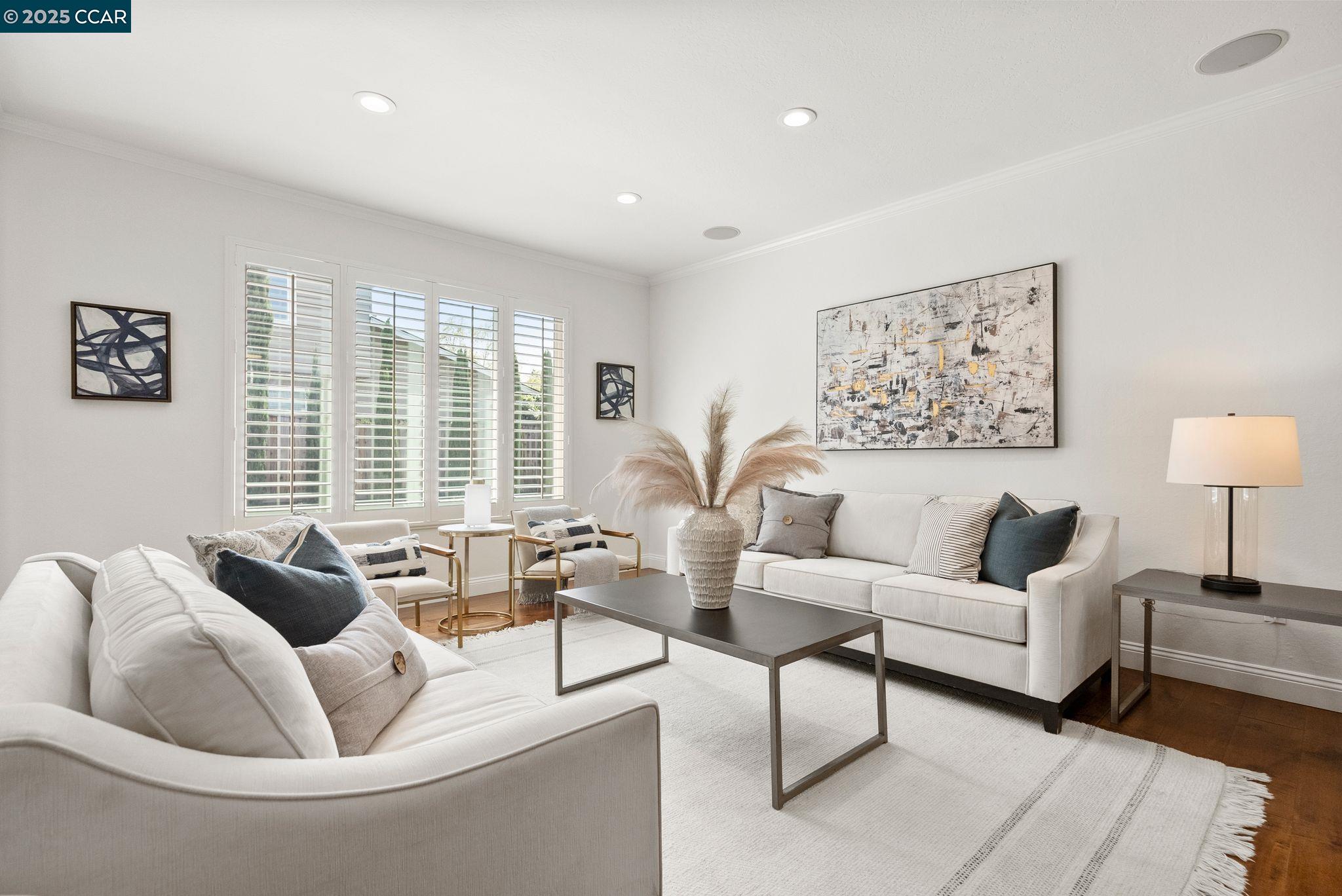 1501 Harlan Dr