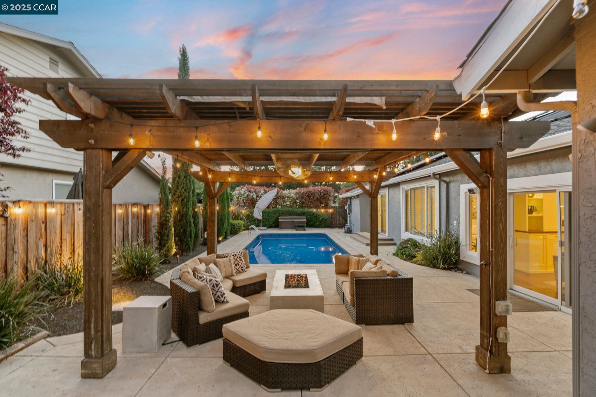 1501 Harlan Dr