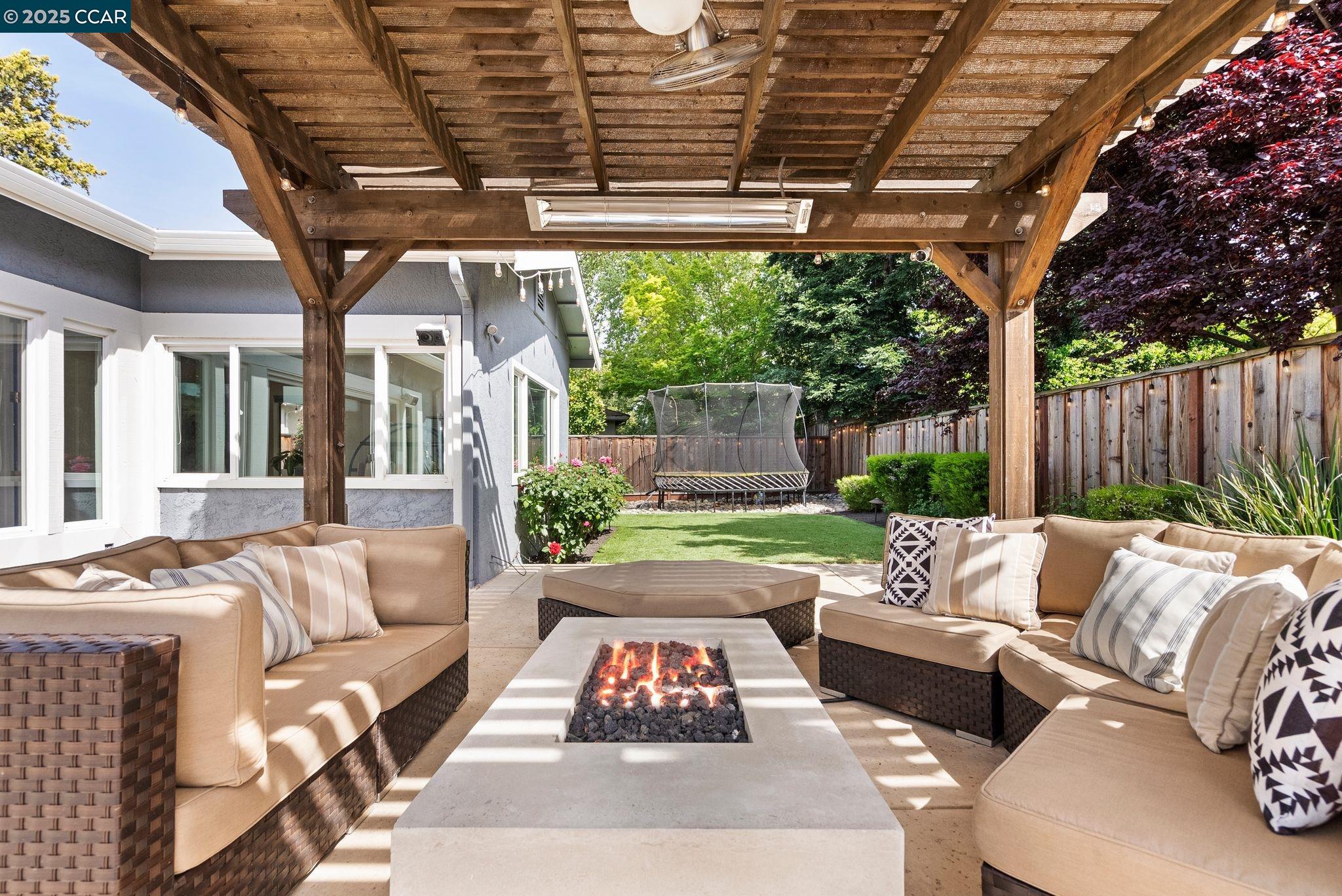 1501 Harlan Dr