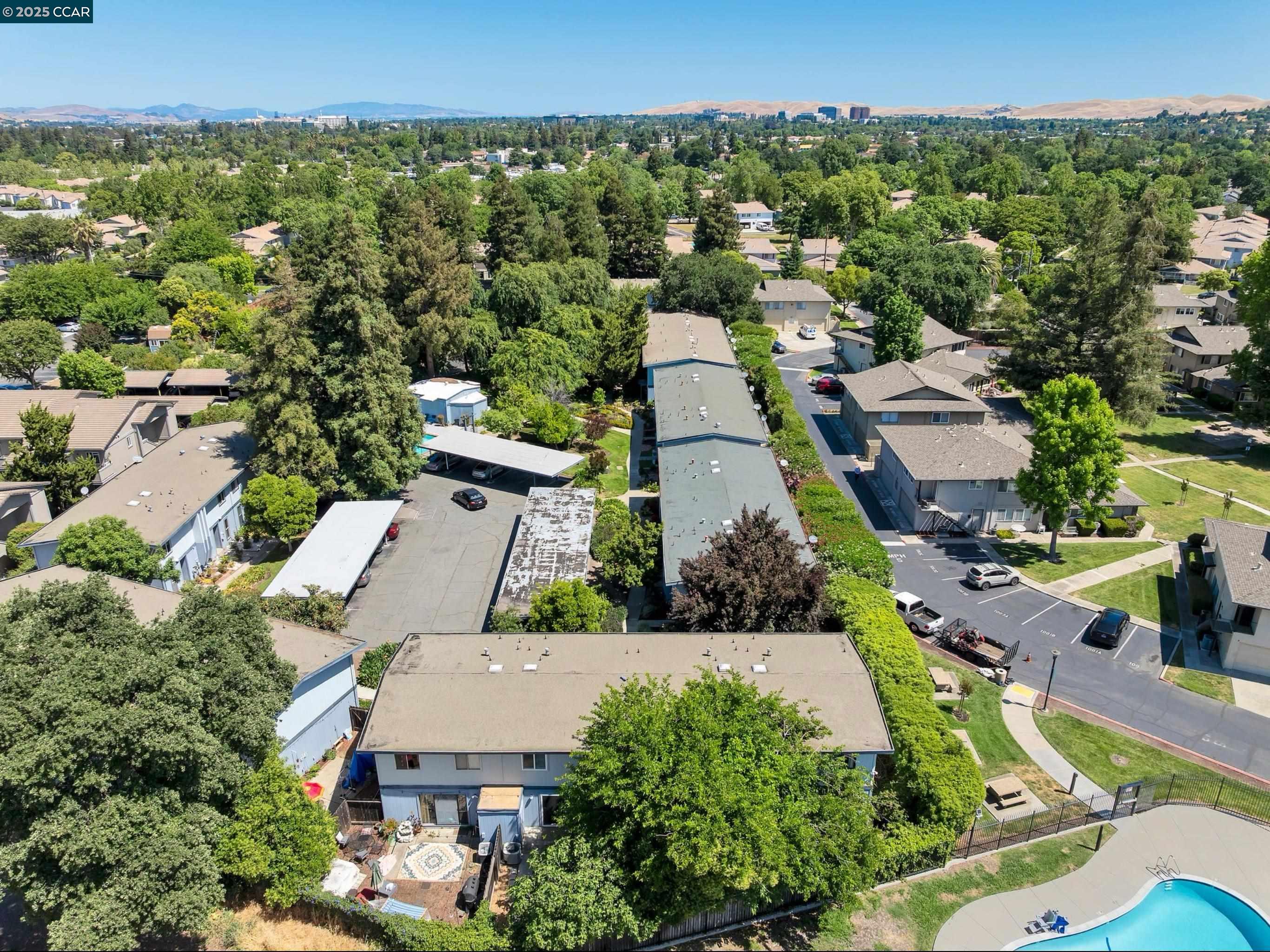 1352 Tree Garden Pl