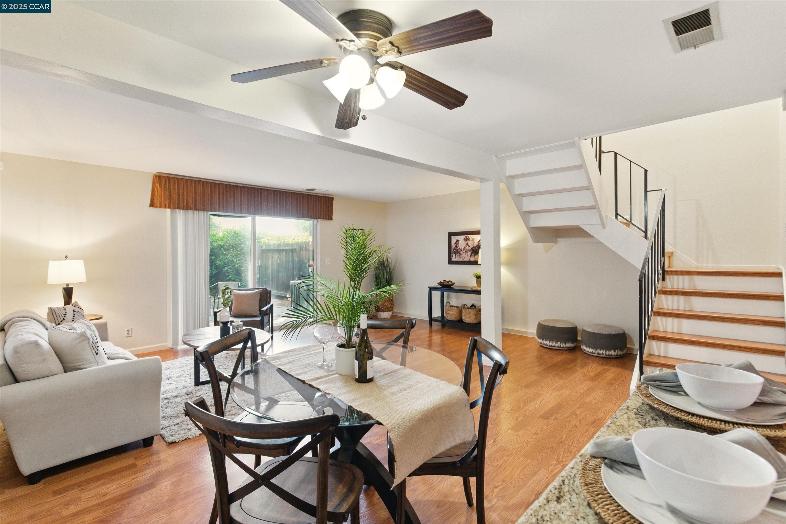 1352 Tree Garden Pl