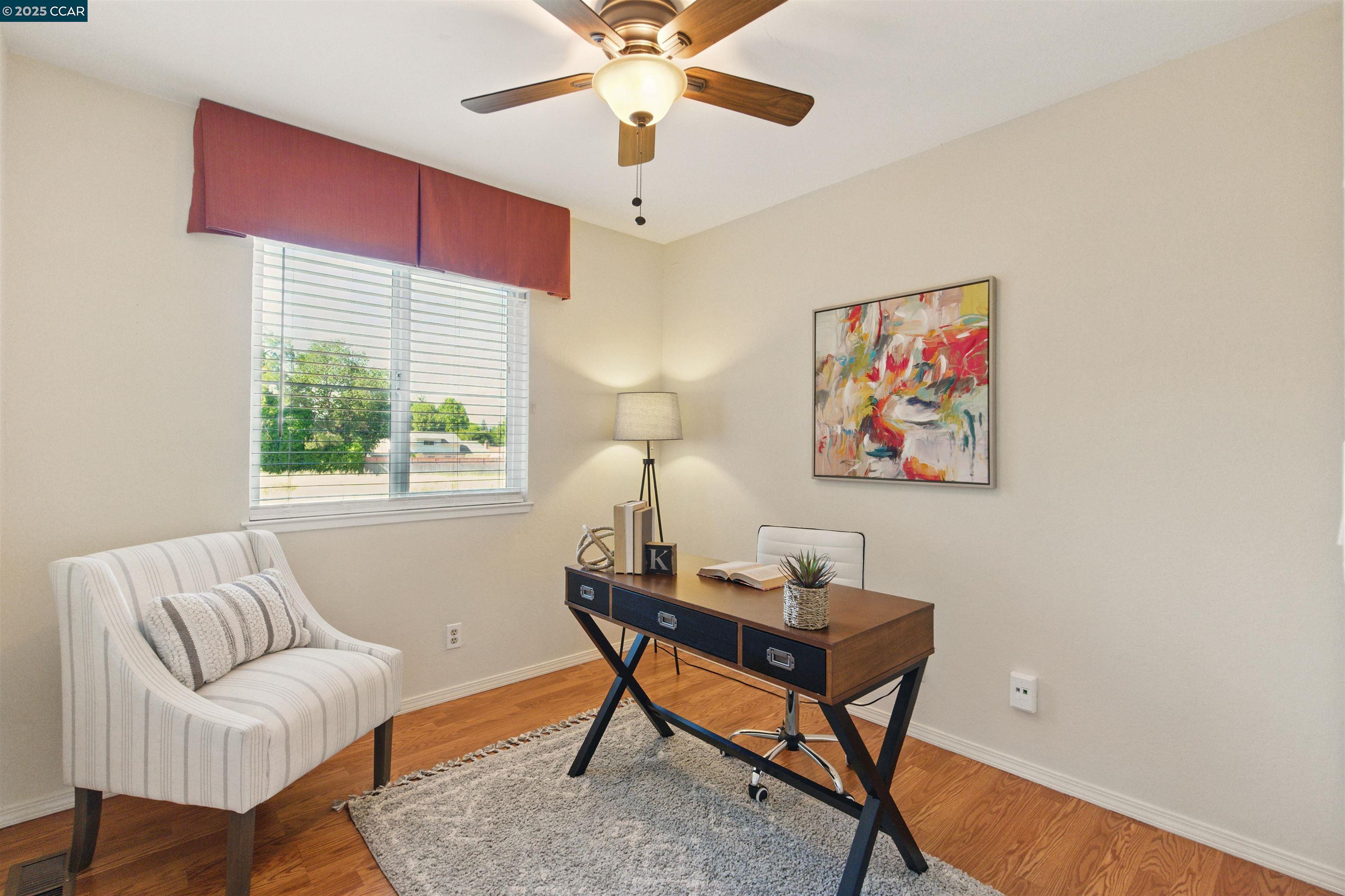 1352 Tree Garden Pl