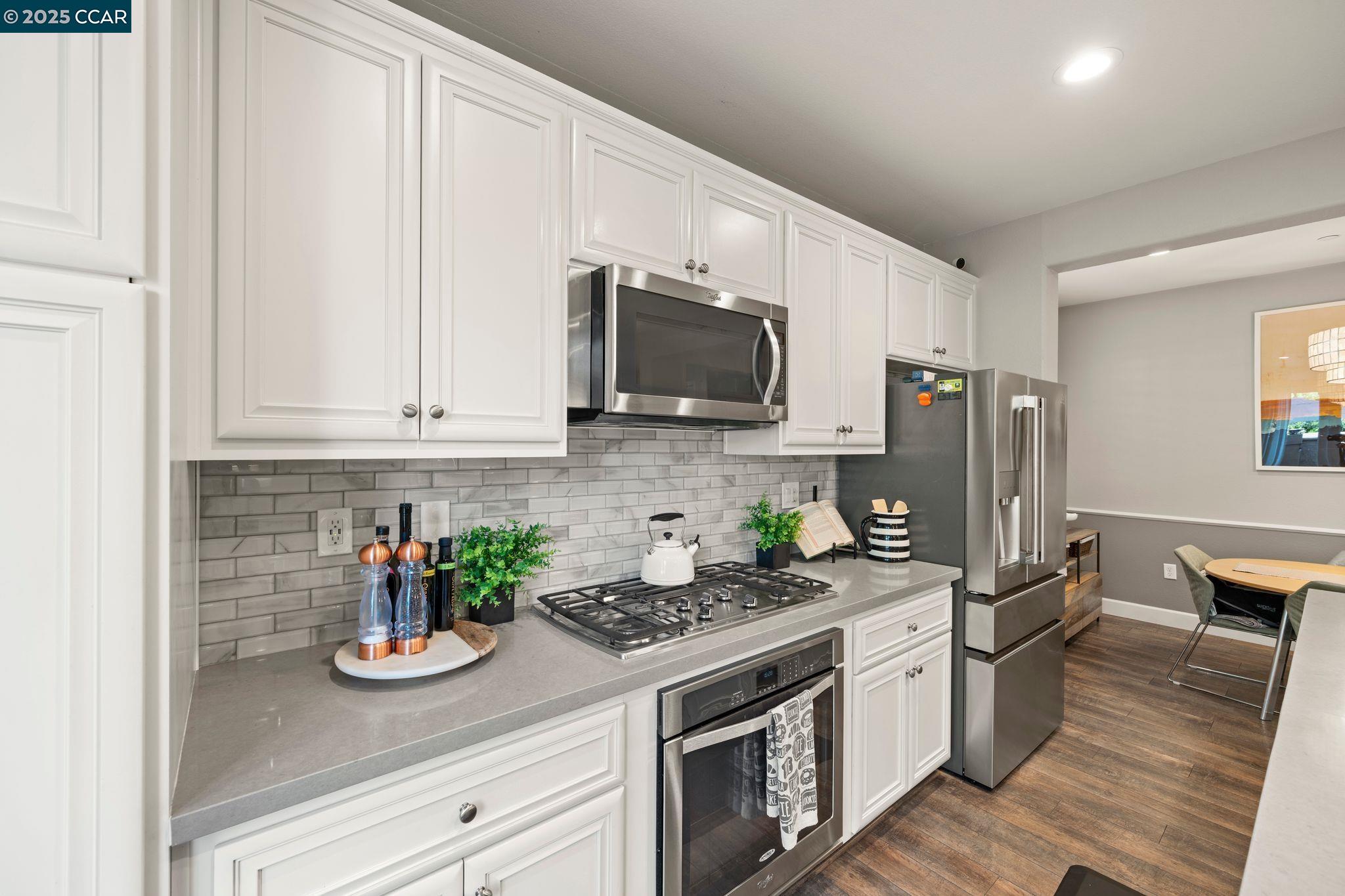 110 Elworthy Ranch Dr