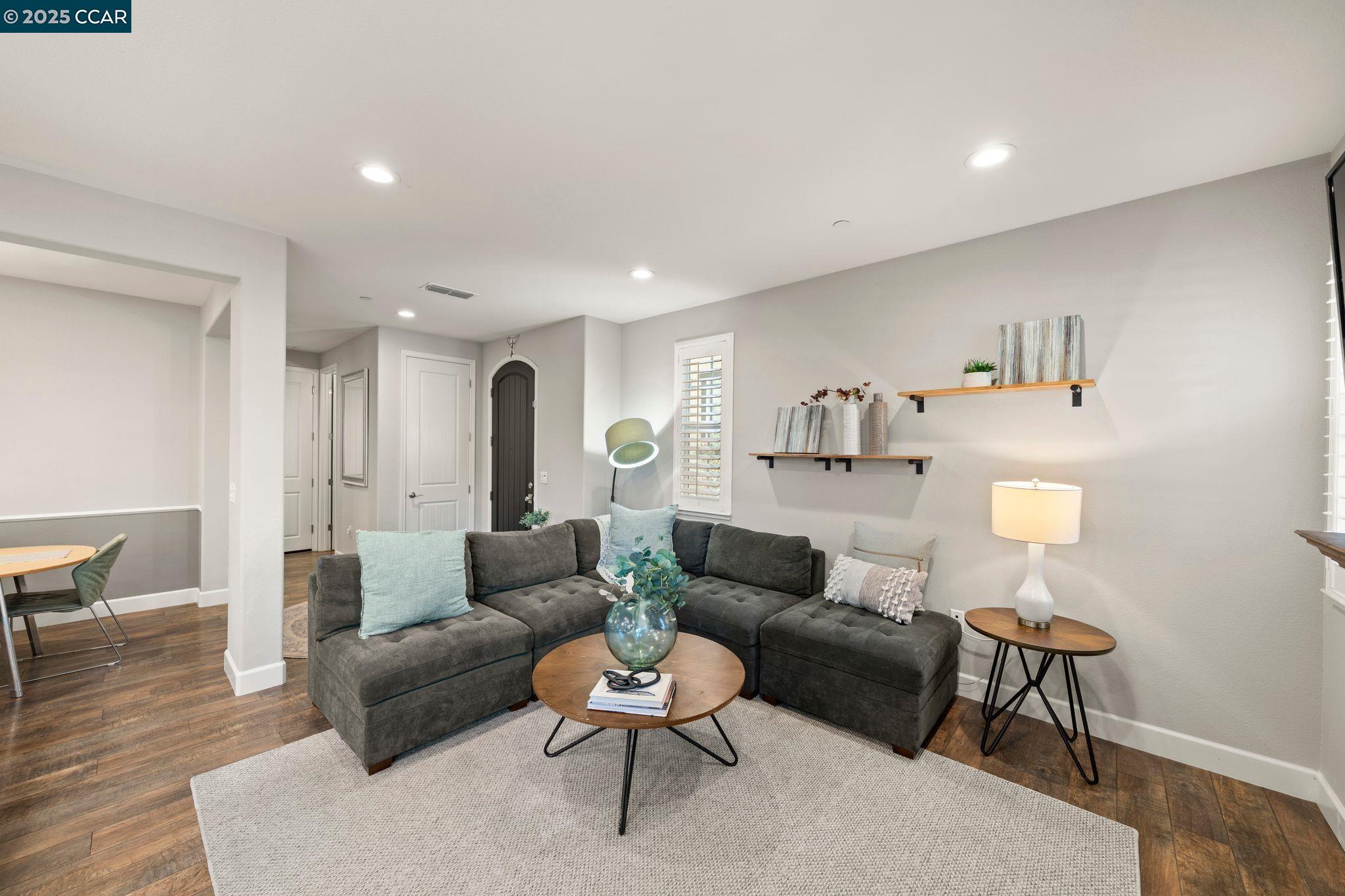 110 Elworthy Ranch Dr