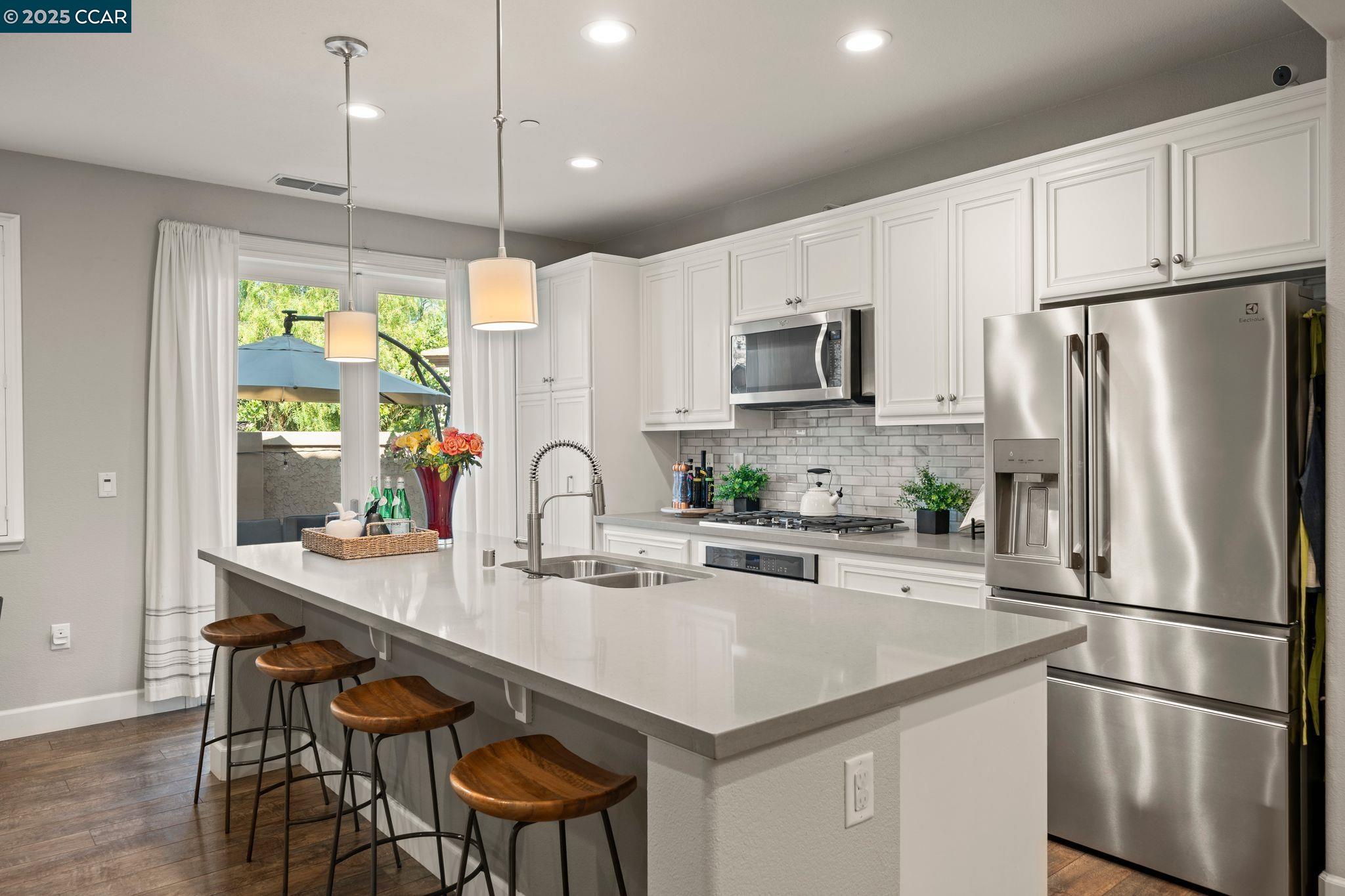 110 Elworthy Ranch Dr