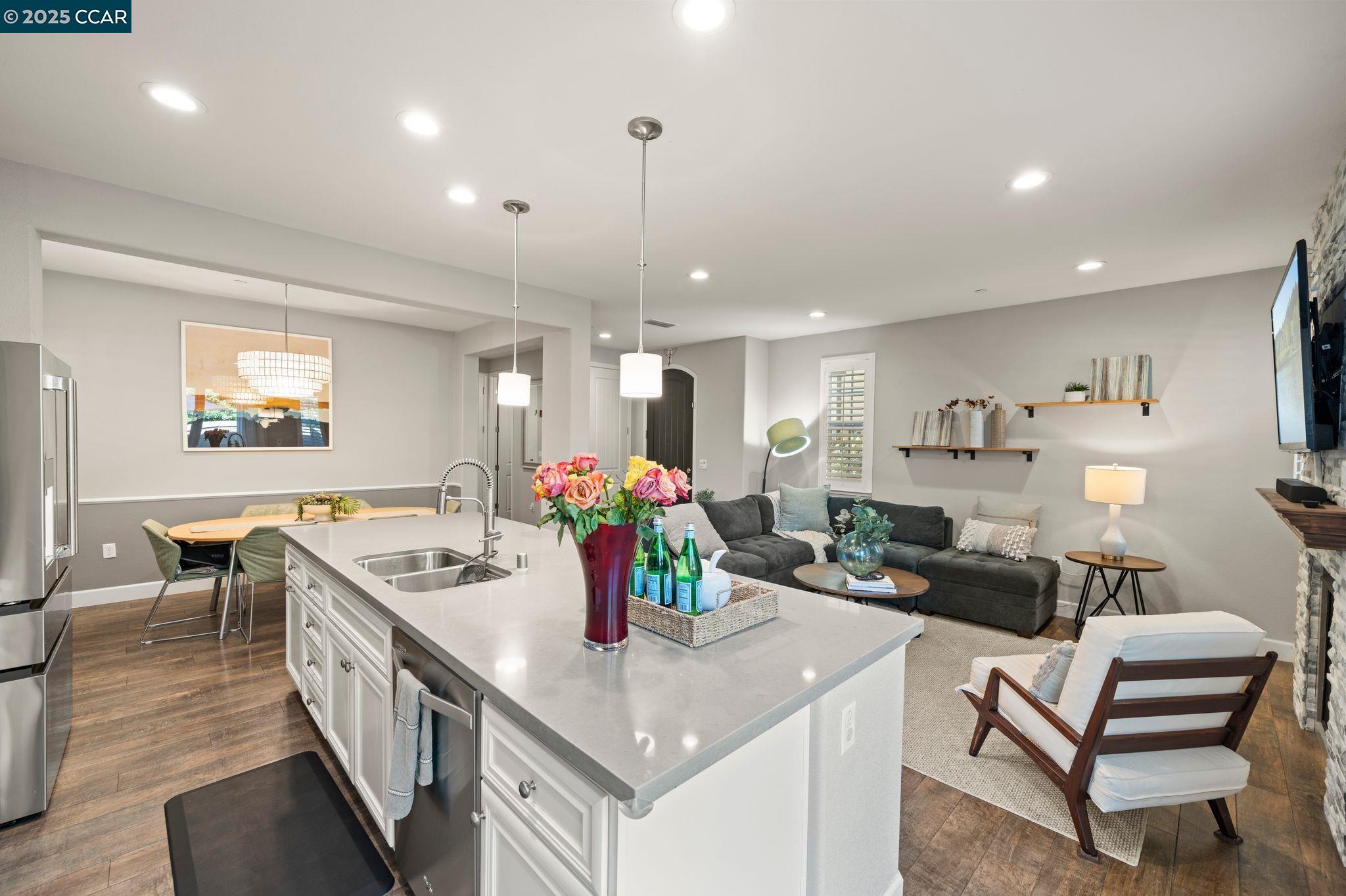 110 Elworthy Ranch Dr