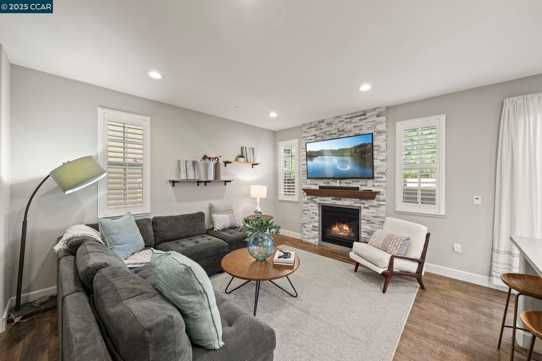 110 Elworthy Ranch Dr