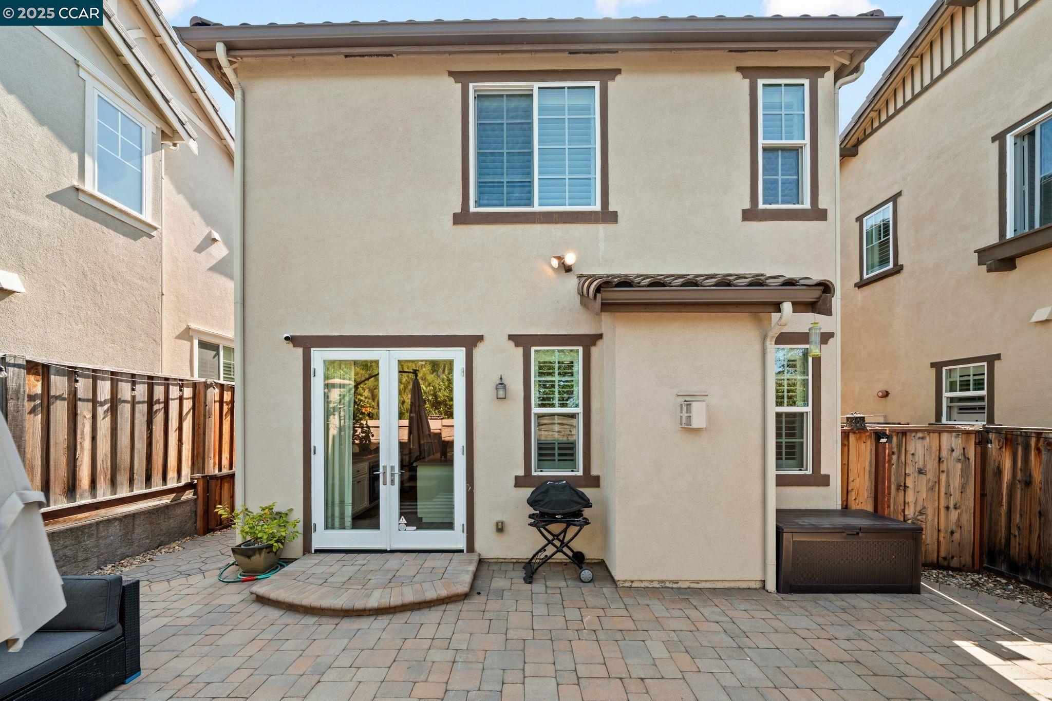 110 Elworthy Ranch Dr