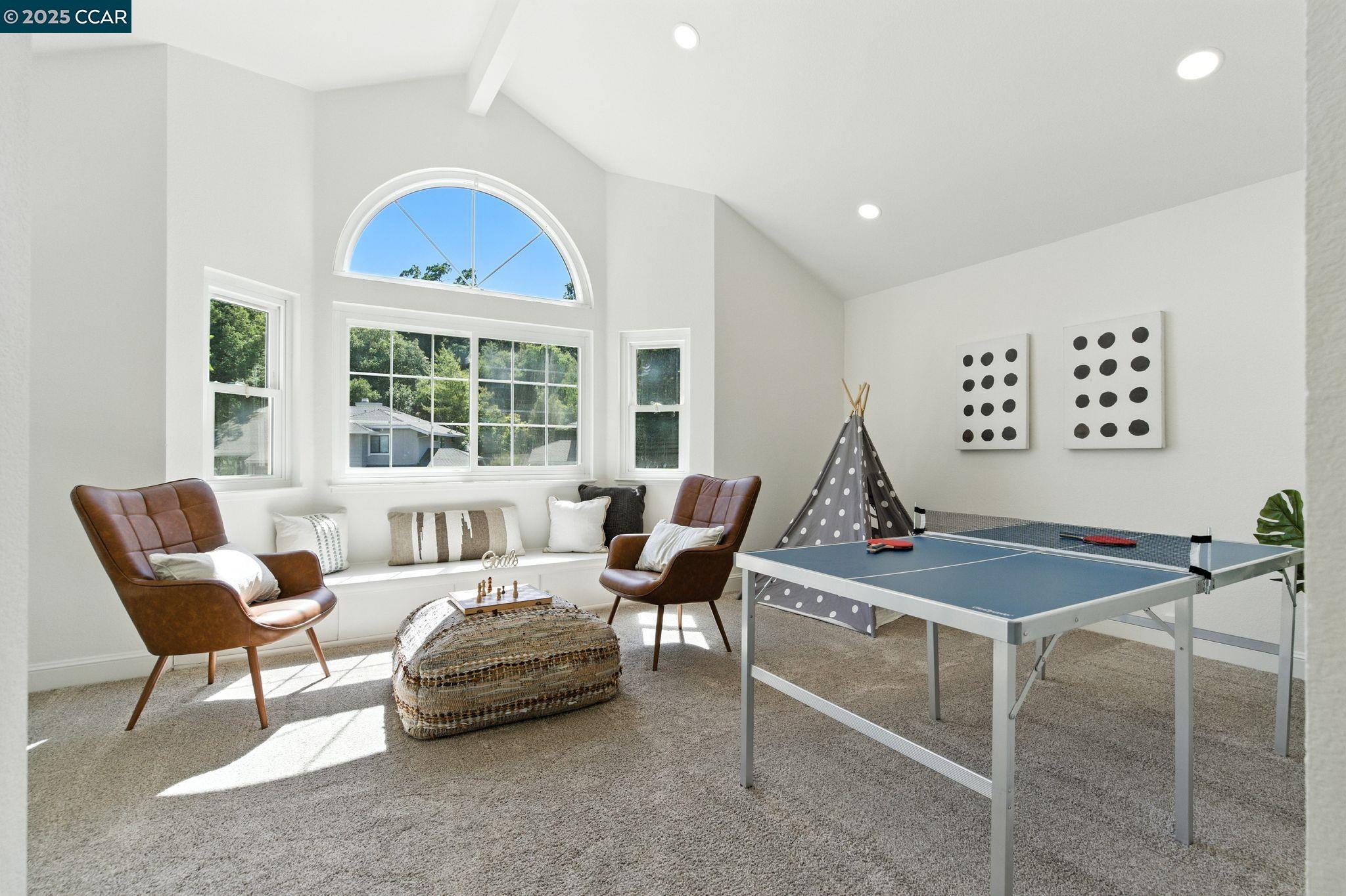 316 Valley High Dr