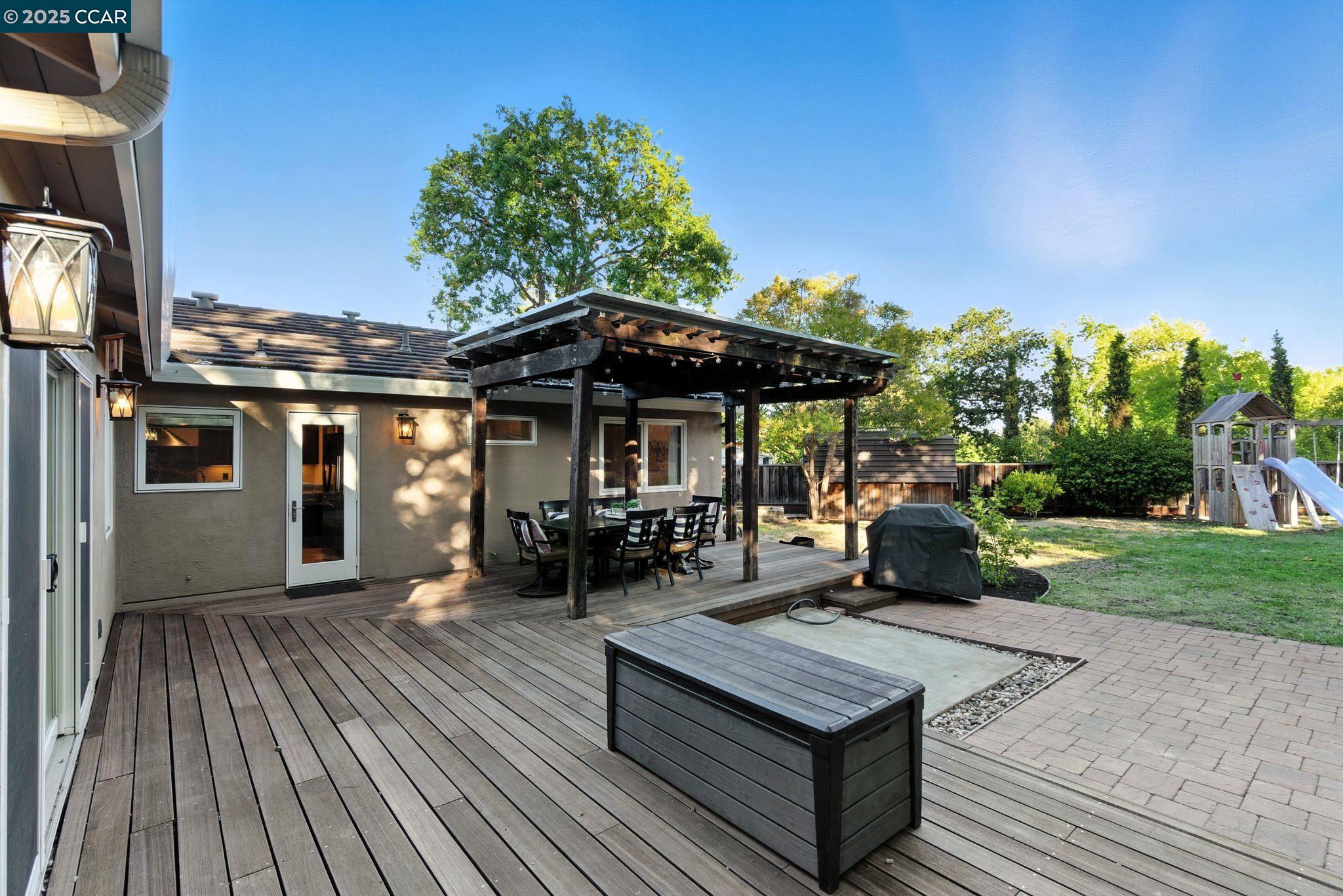 15 Ardmore Ct