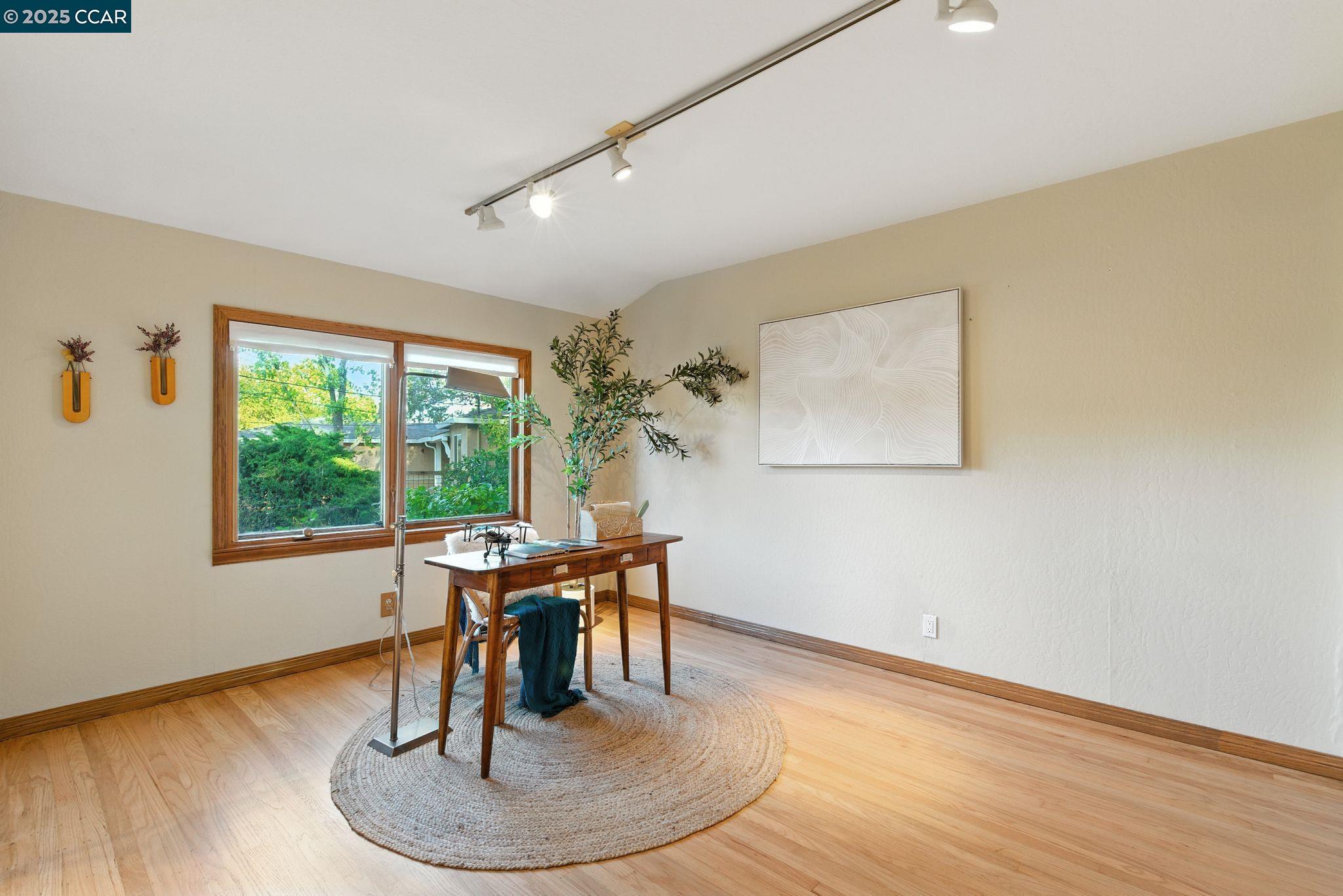 15 Ardmore Ct