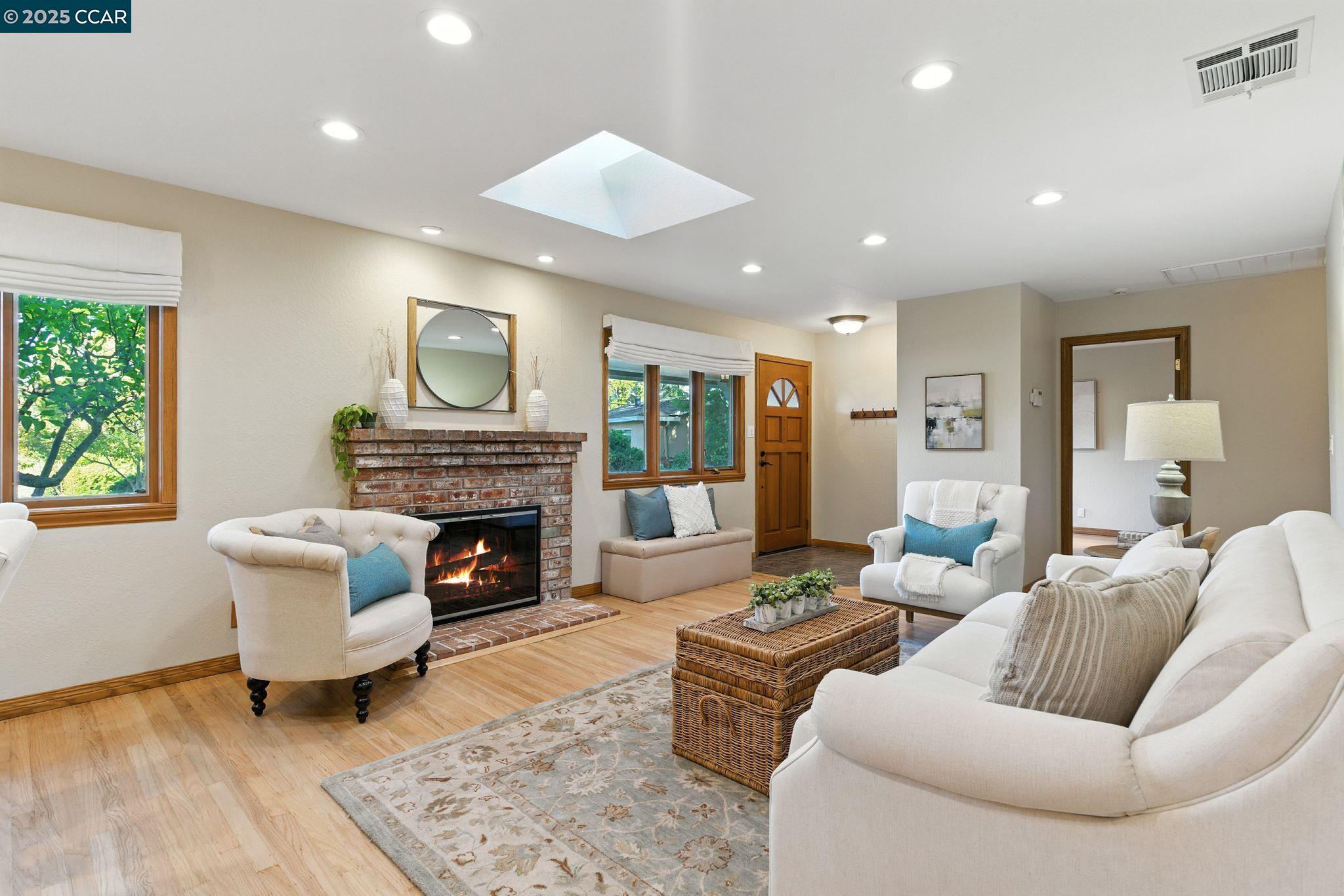 15 Ardmore Ct