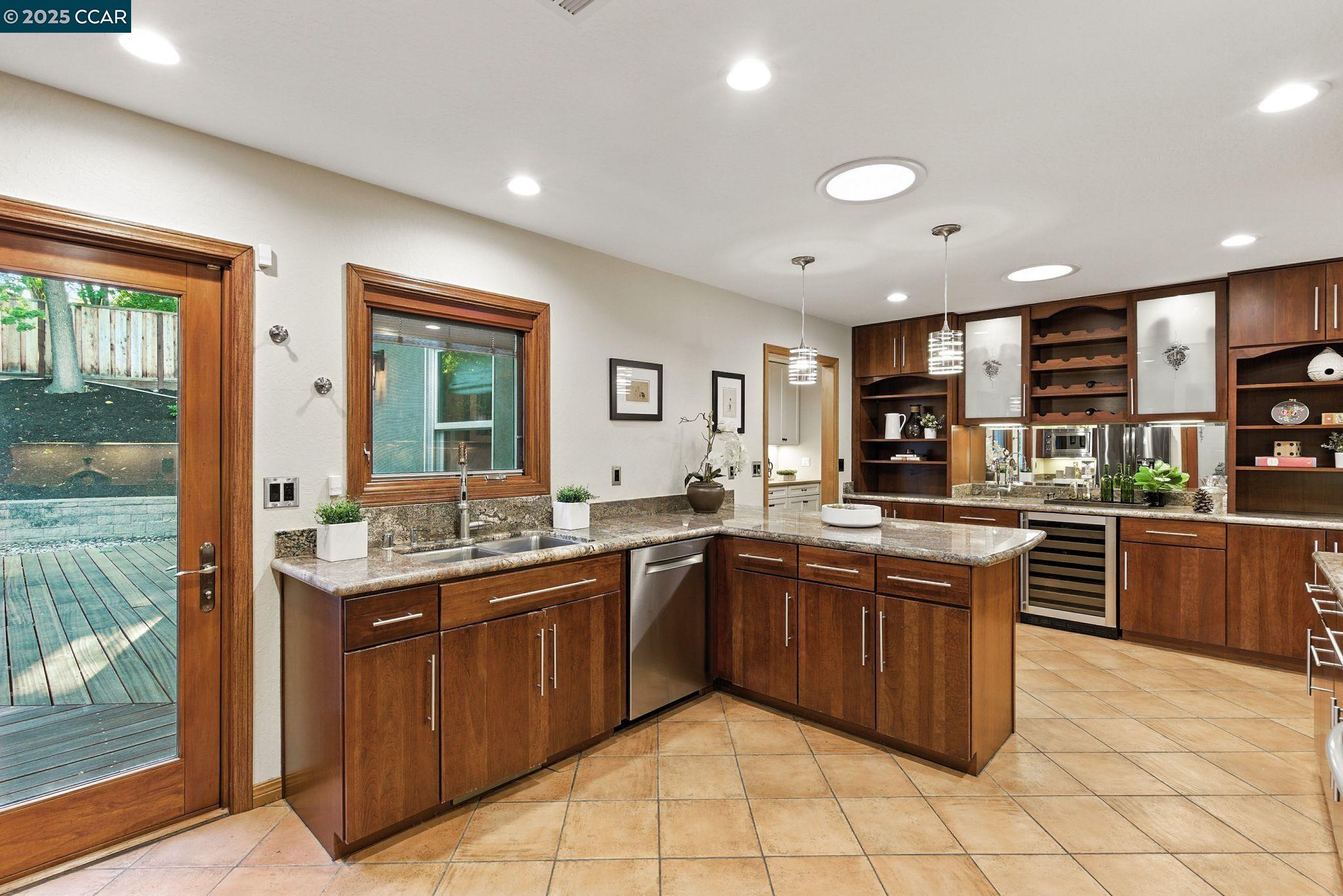 15 Ardmore Ct
