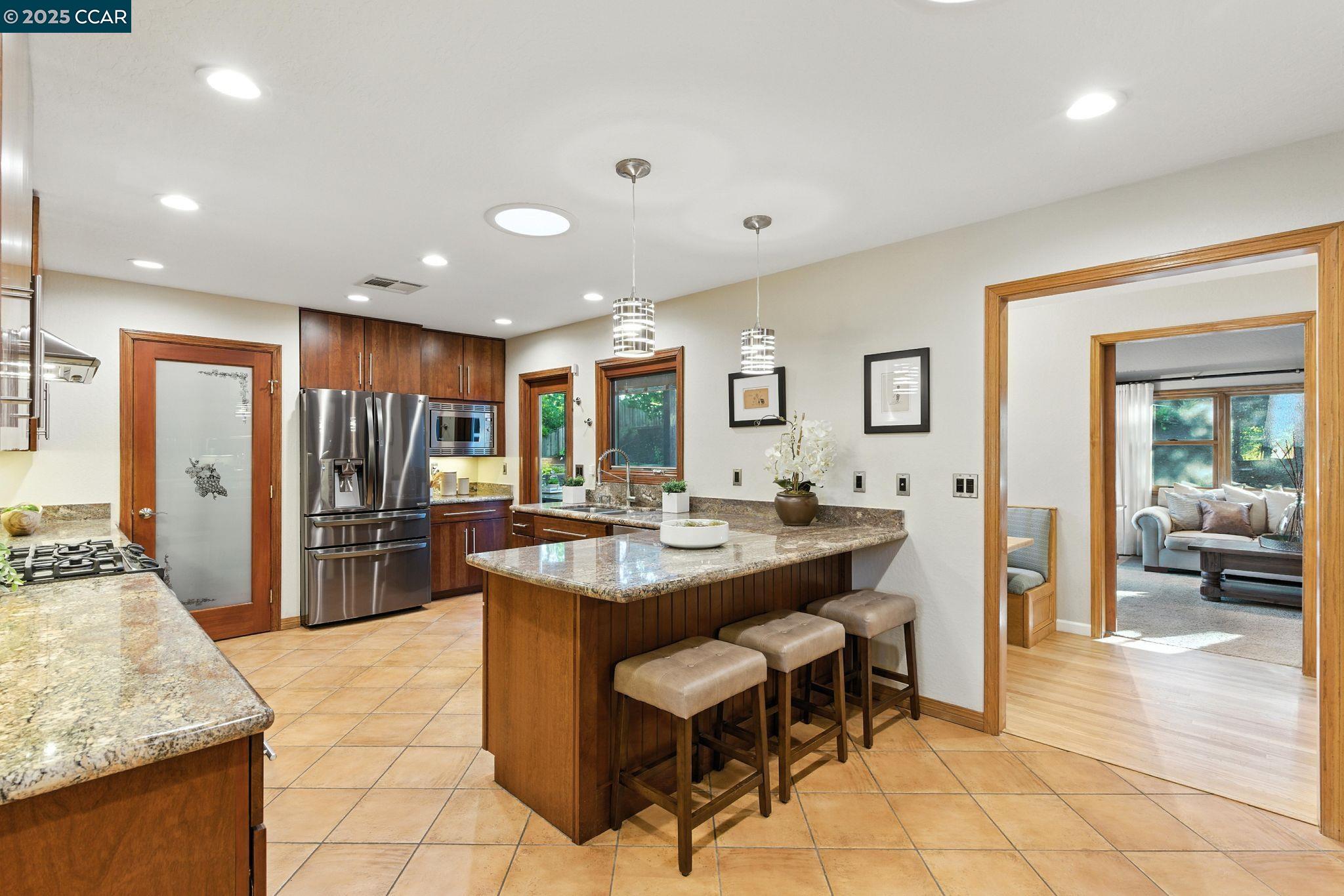 15 Ardmore Ct