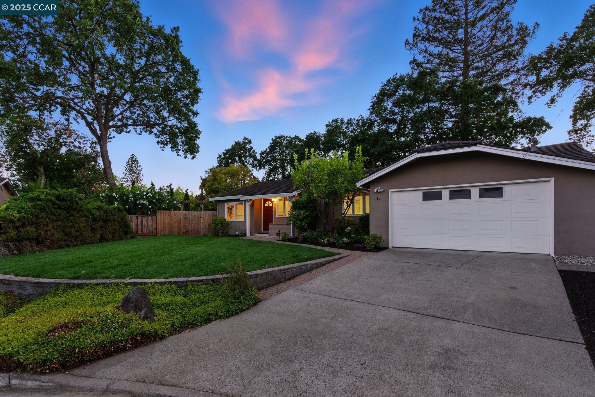 15 Ardmore Ct