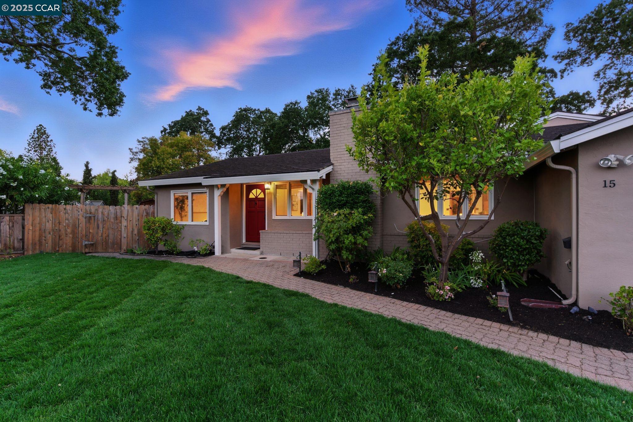 15 Ardmore Ct