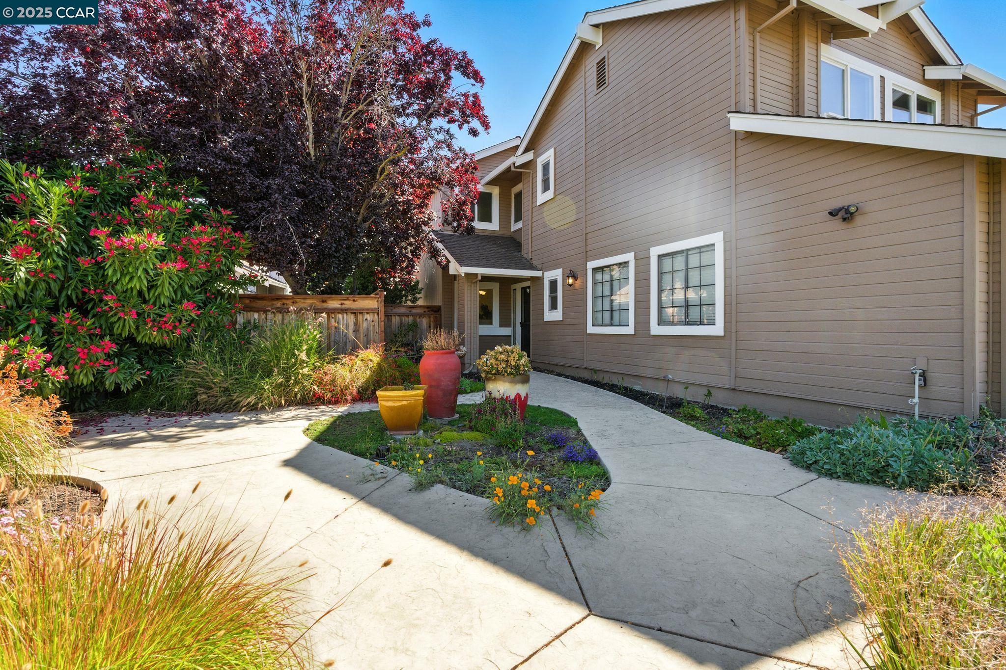 1817 Sinclair Dr