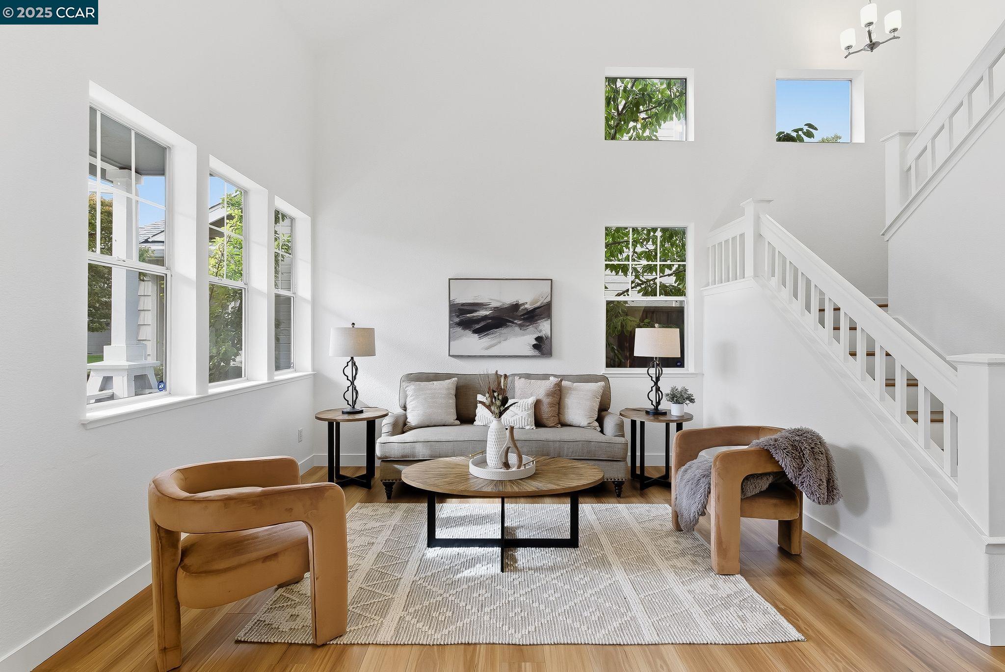 39 Elmwood Dr