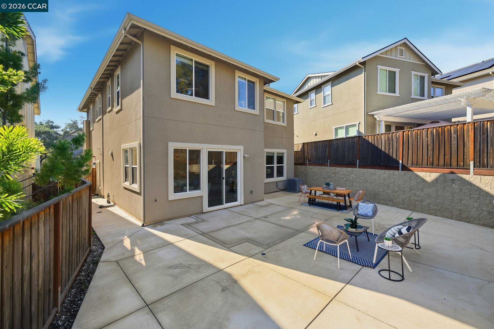4827 Roberts Ct