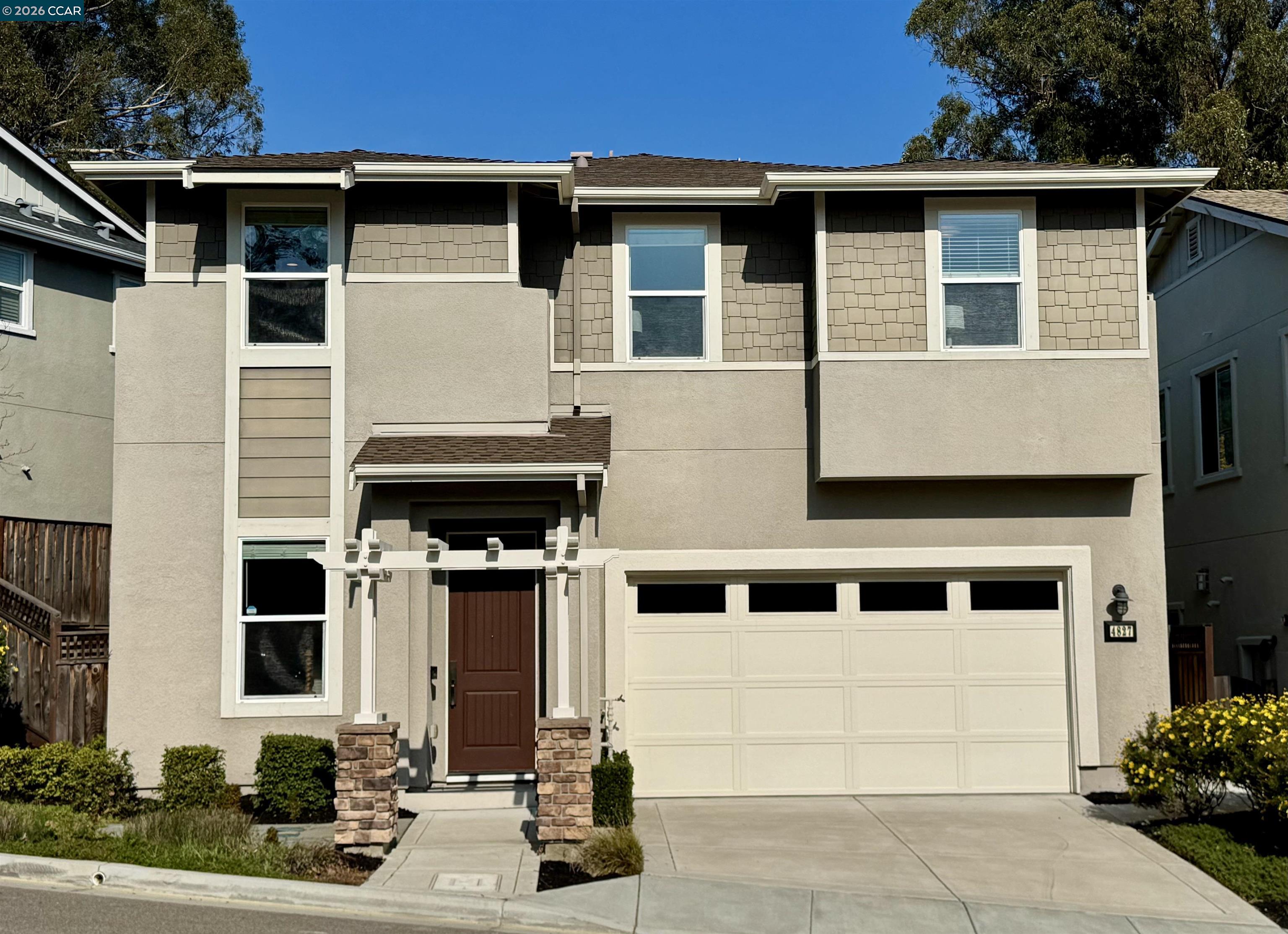4827 Roberts Ct