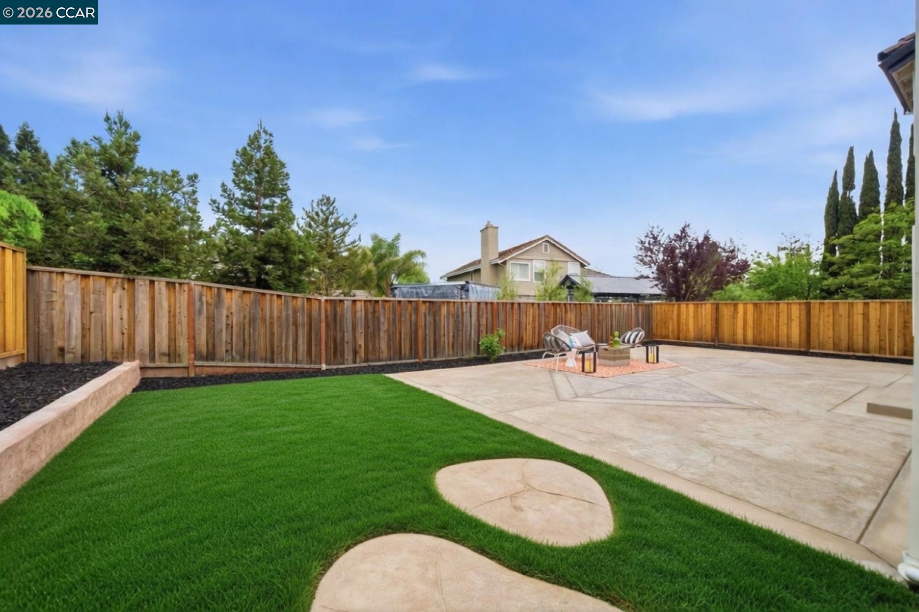 509 Zenith Ridge Dr