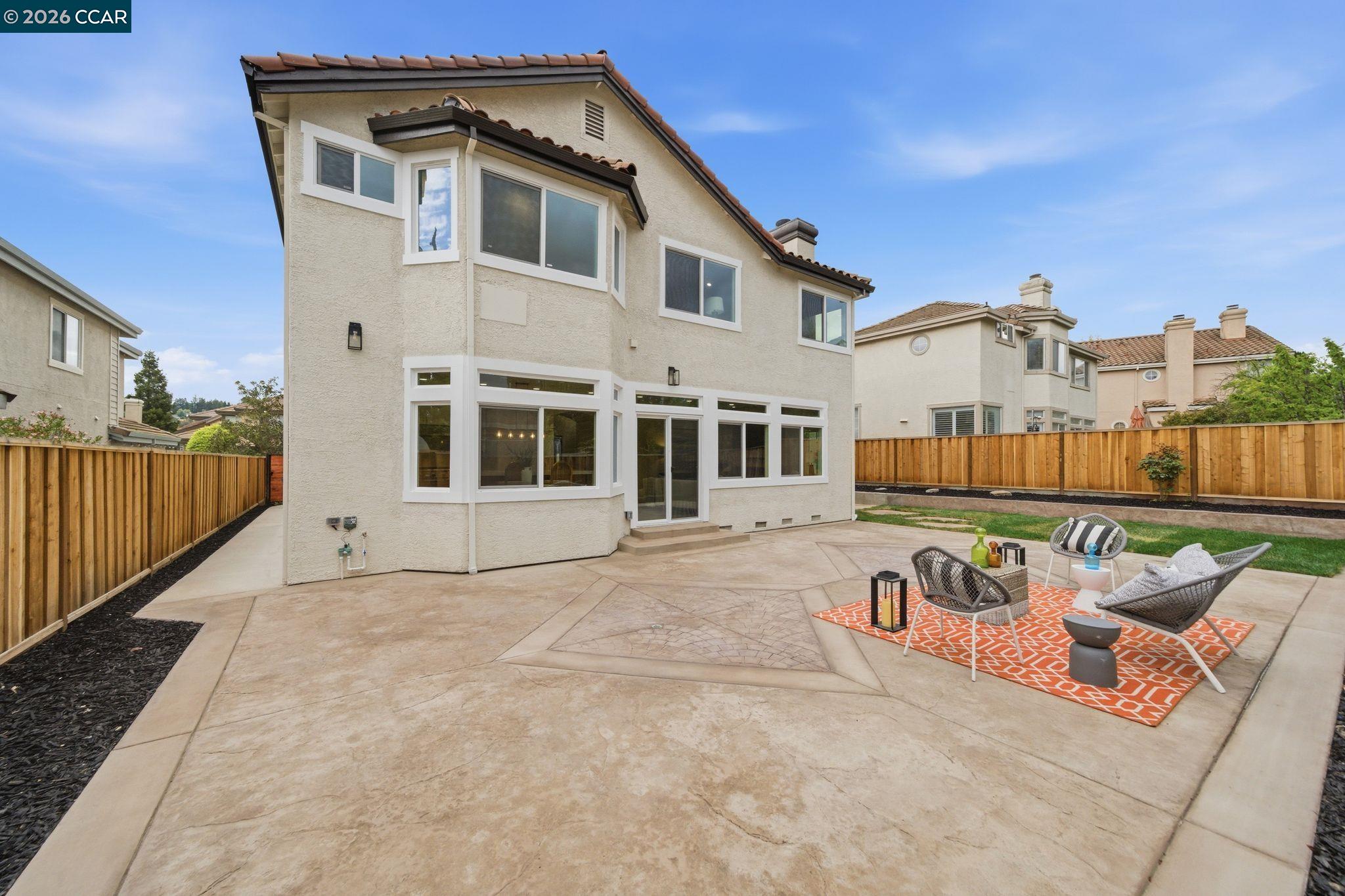 509 Zenith Ridge Dr